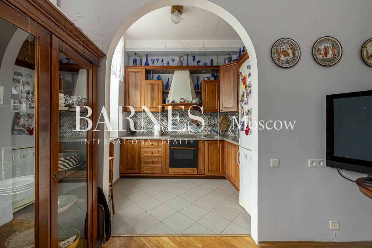 5-КОМН. КВАРТИРА С ОТДЕЛКОЙ 125 М² НА 4 ЭТАЖЕ