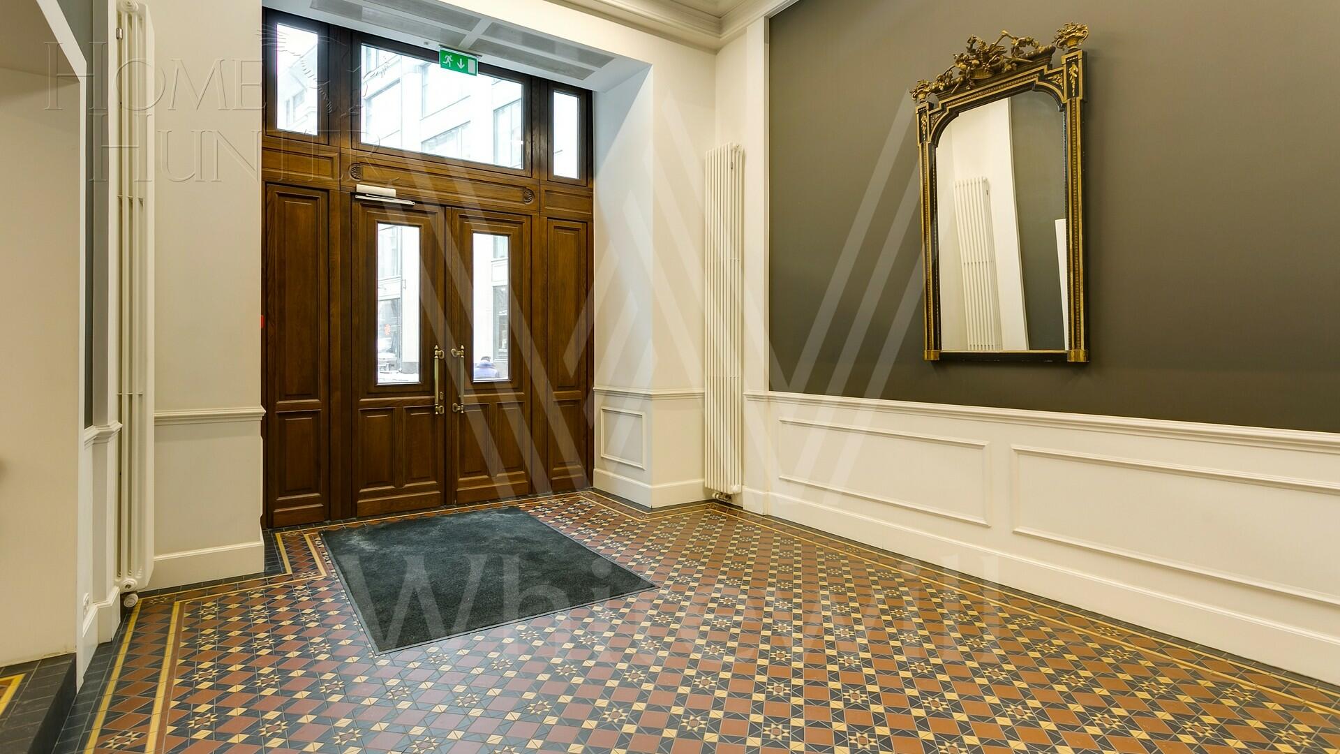 3-КОМН. АПАРТАМЕНТЫ С ОТДЕЛКОЙ 207.4 М² НА 2 ЭТАЖЕ