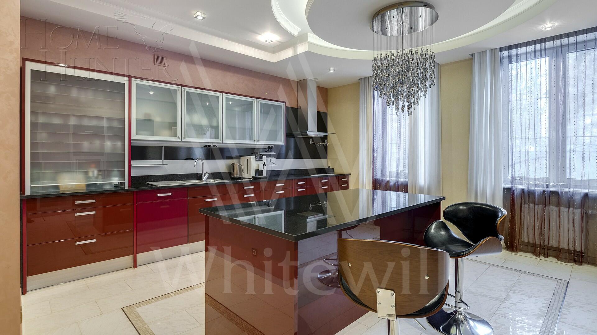 3-КОМН. КВАРТИРА С ОТДЕЛКОЙ 194 М² НА 2 ЭТАЖЕ