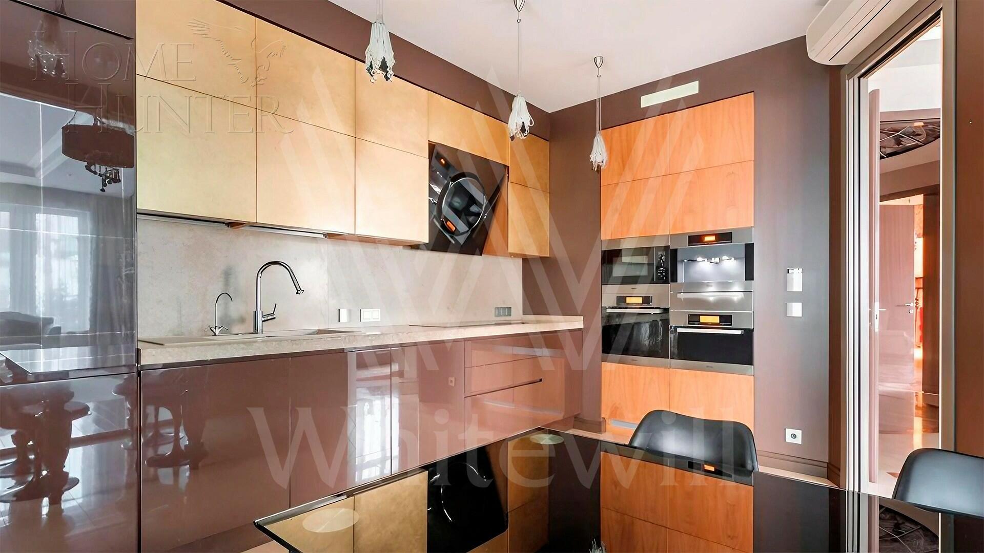 4-КОМН. КВАРТИРА С ОТДЕЛКОЙ 234 М² НА 4 ЭТАЖЕ