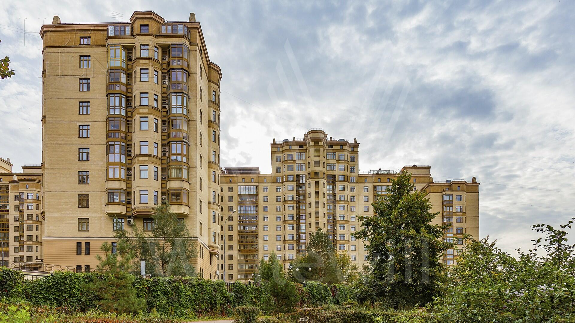 2-КОМН. КВАРТИРА С ОТДЕЛКОЙ 78 М² НА 3 ЭТАЖЕ