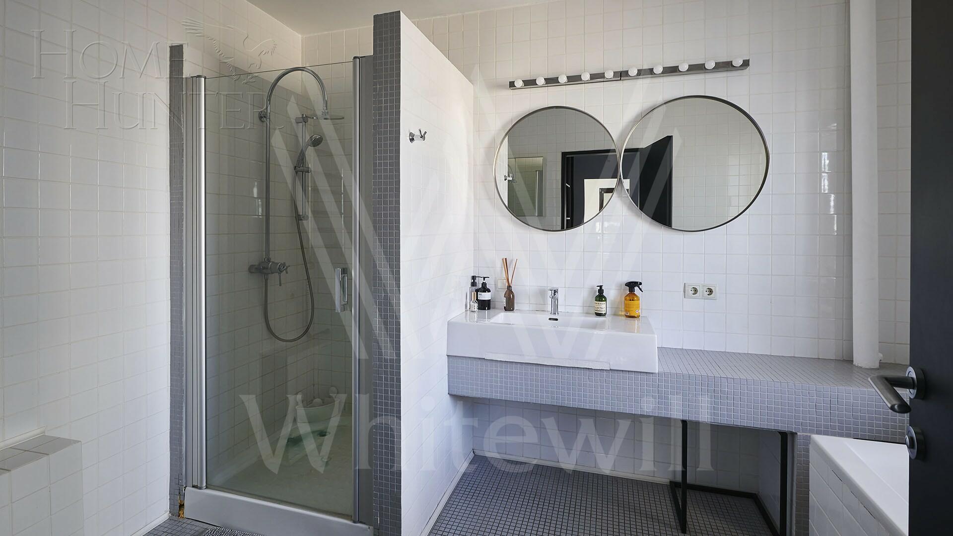 5-КОМН. КВАРТИРА С ОТДЕЛКОЙ 133 М² НА 5 ЭТАЖЕ