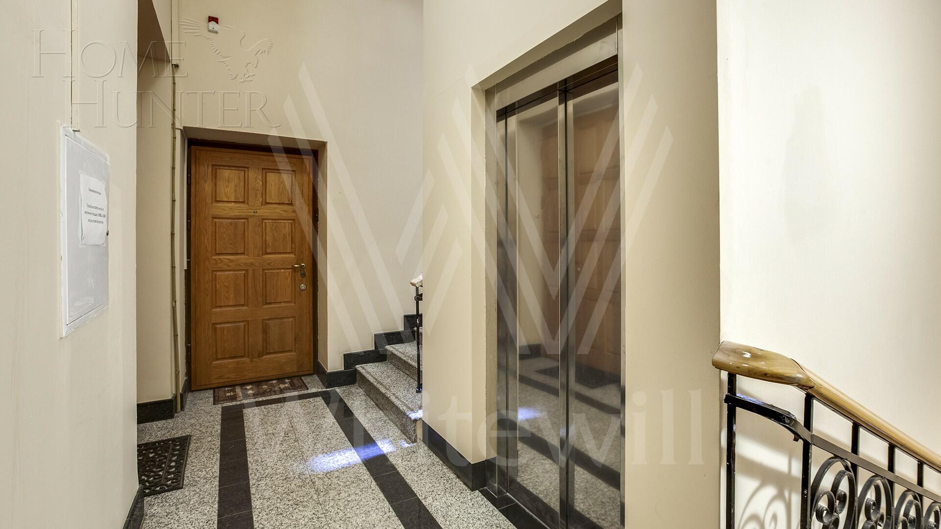 6-КОМН. КВАРТИРА С ОТДЕЛКОЙ 145 М² НА 2 ЭТАЖЕ