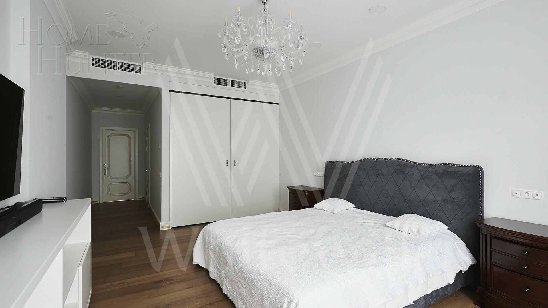 4-КОМН. КВАРТИРА С ОТДЕЛКОЙ 202 М² НА 4 ЭТАЖЕ