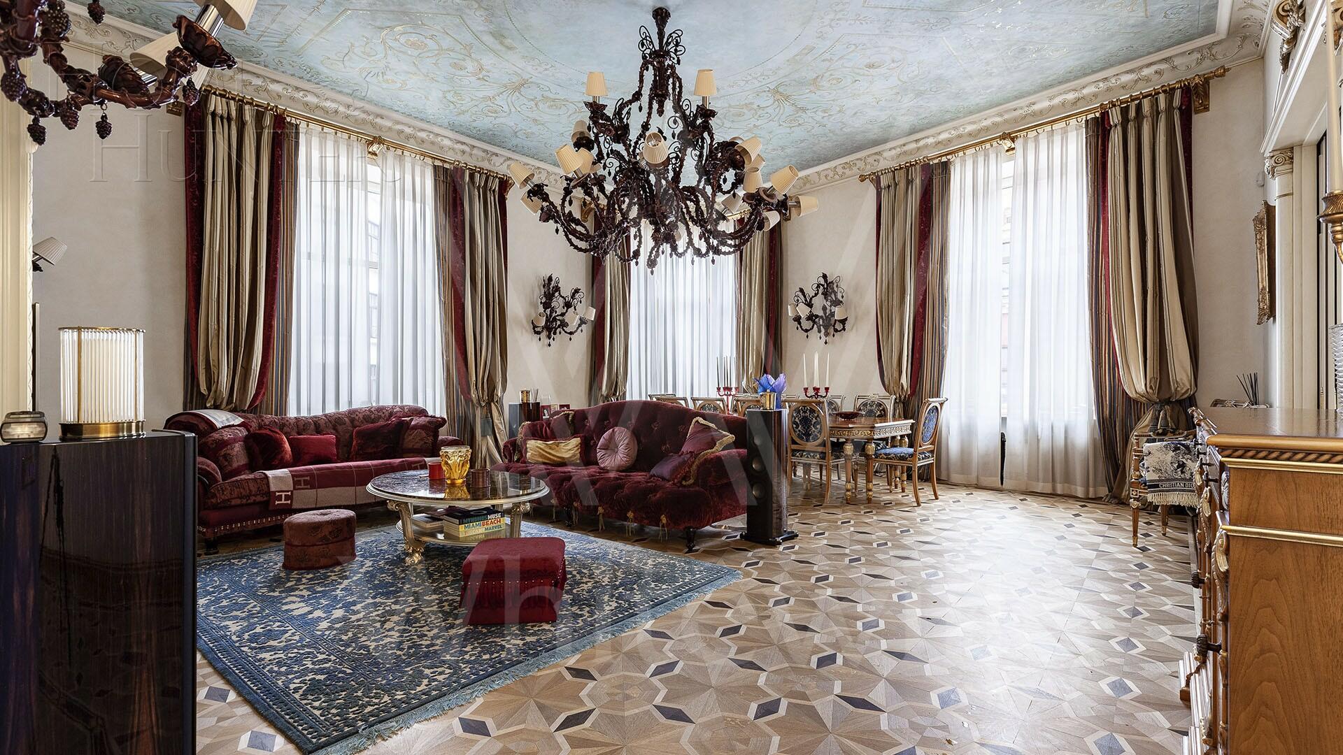 2-УРОВНЕВАЯ КВАРТИРА С ОТДЕЛКОЙ 318 М² НА 2 ЭТАЖЕ