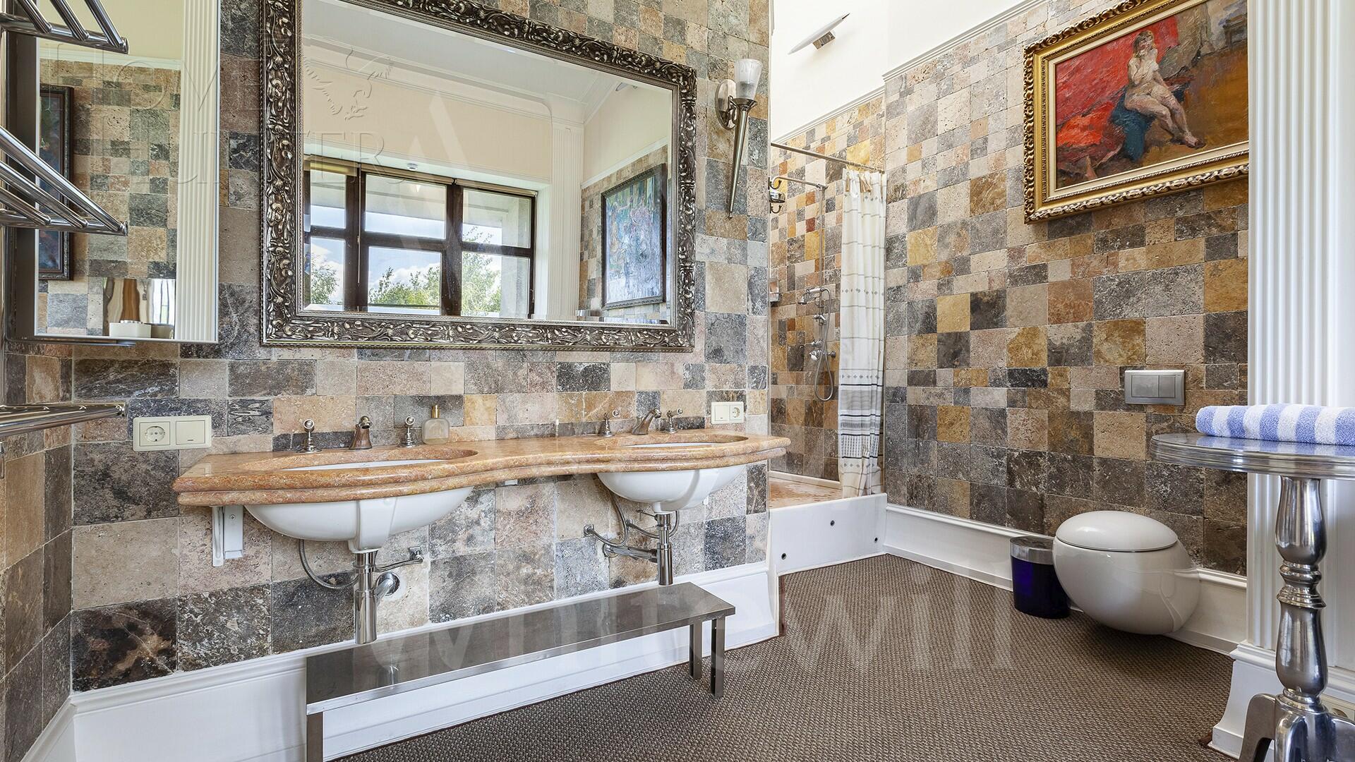 5-КОМН. КВАРТИРА С ОТДЕЛКОЙ 274 М² НА 4 ЭТАЖЕ