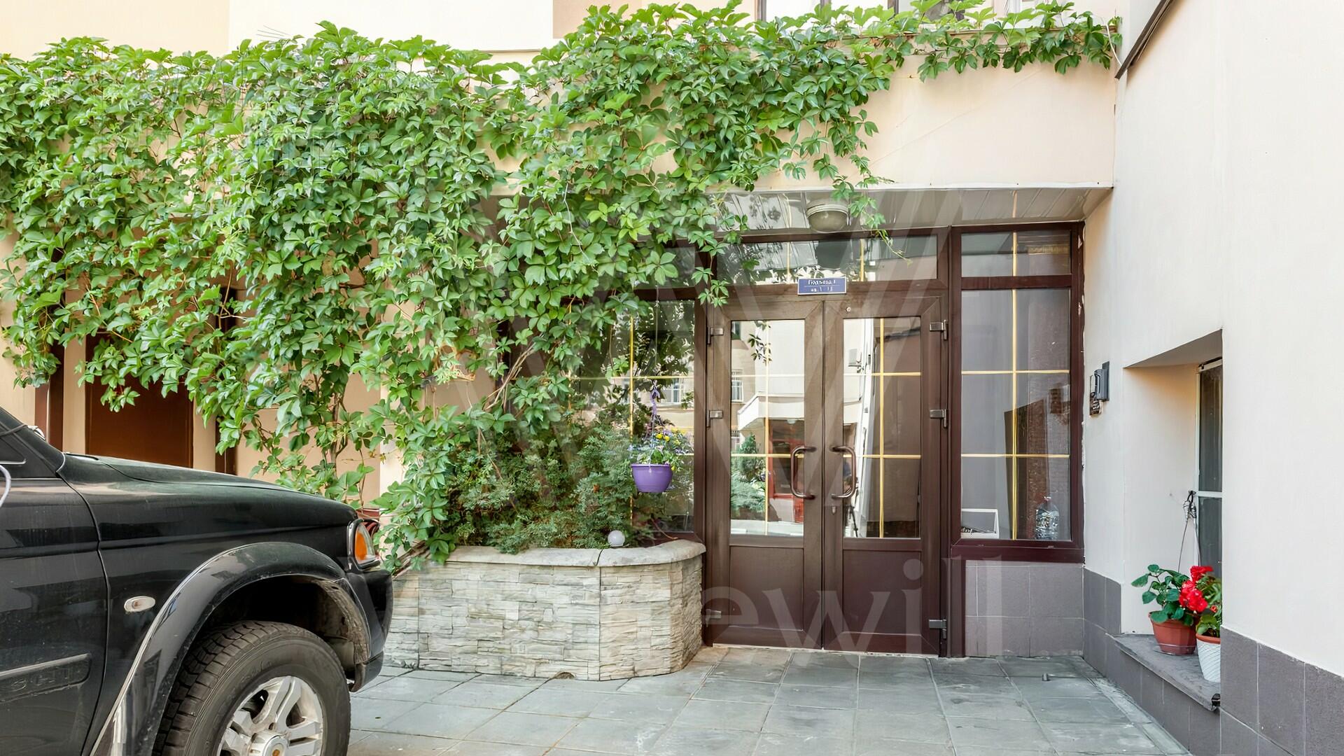 5-КОМН. КВАРТИРА С ОТДЕЛКОЙ 223 М² НА 5 ЭТАЖЕ