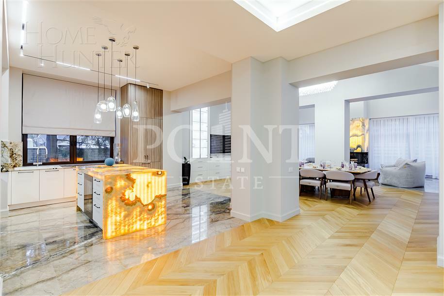 2-этажный коттедж 730 м² с отделкой