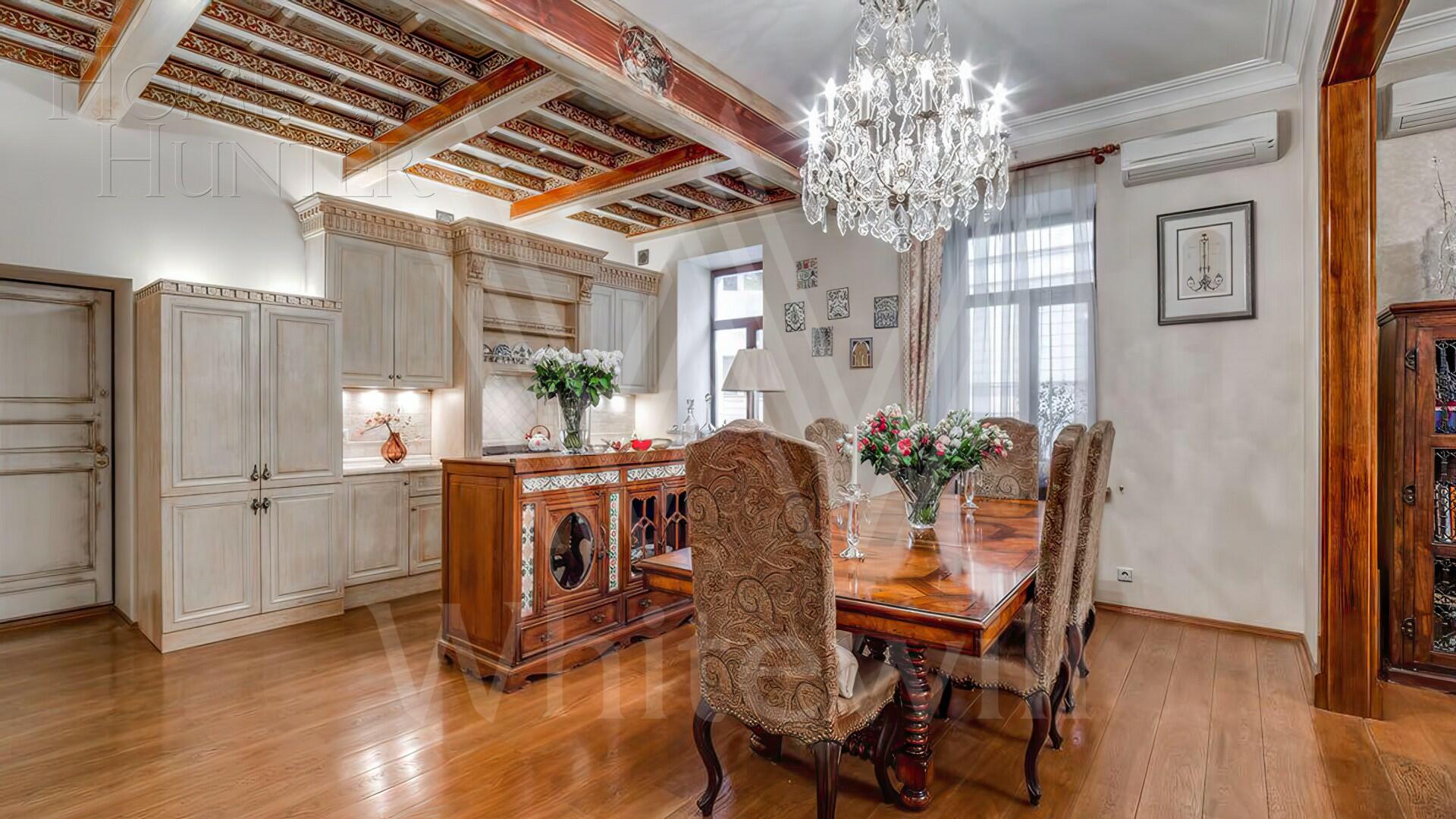 3-КОМН. КВАРТИРА С ОТДЕЛКОЙ 135 М² НА 2 ЭТАЖЕ