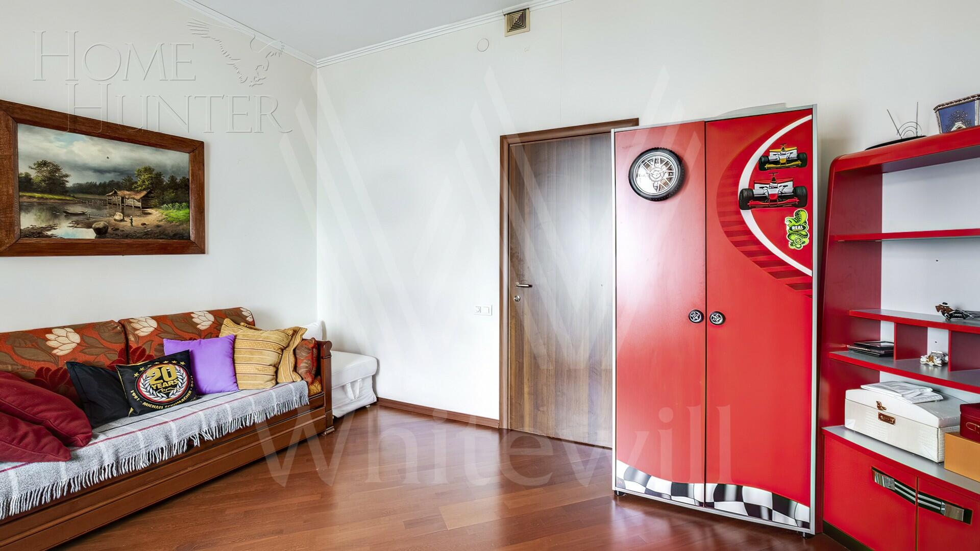 4-КОМН. КВАРТИРА С ОТДЕЛКОЙ 162.1 М² НА 2 ЭТАЖЕ