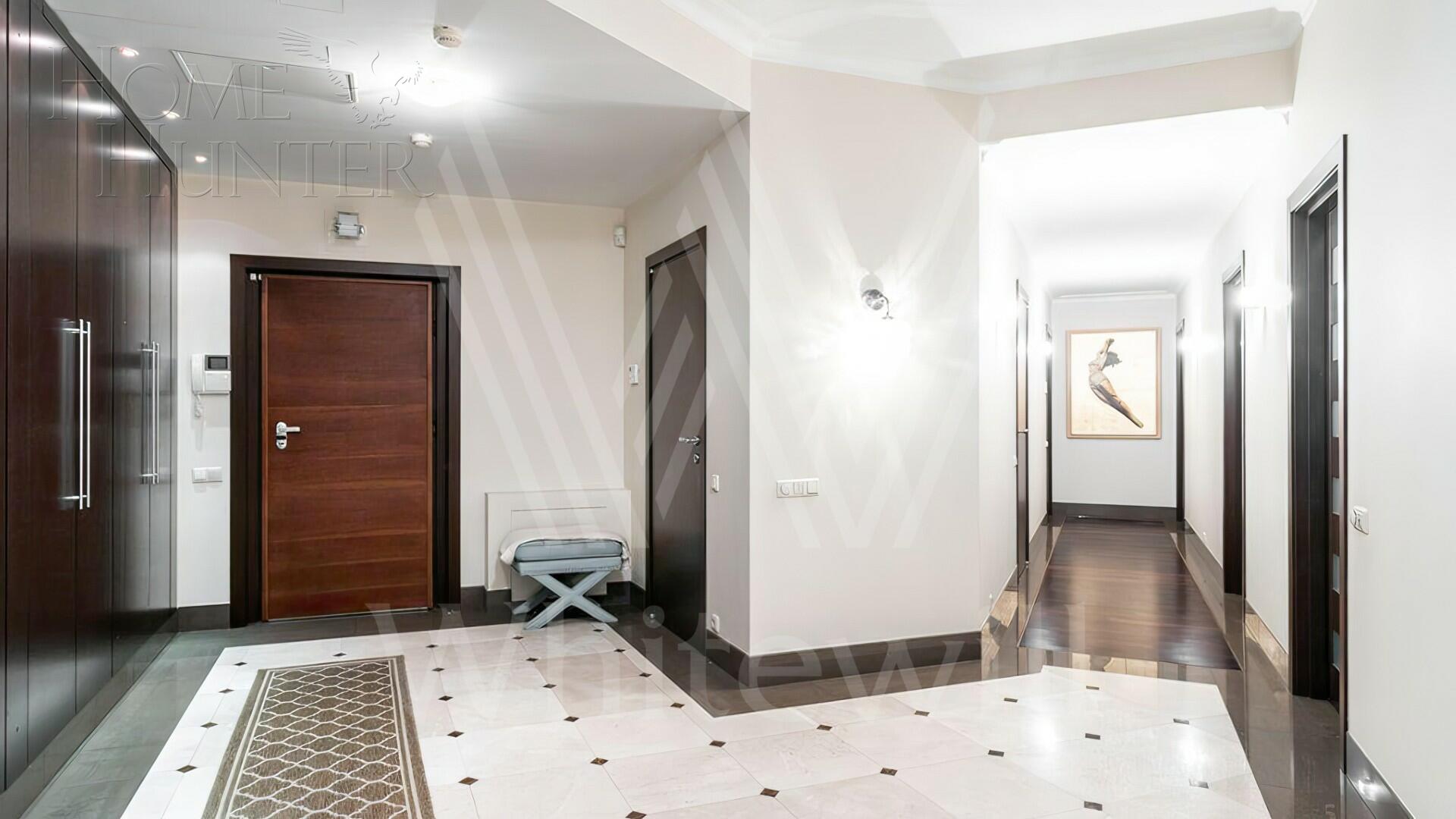 5-КОМН. КВАРТИРА С ОТДЕЛКОЙ 290 М² НА 2 ЭТАЖЕ