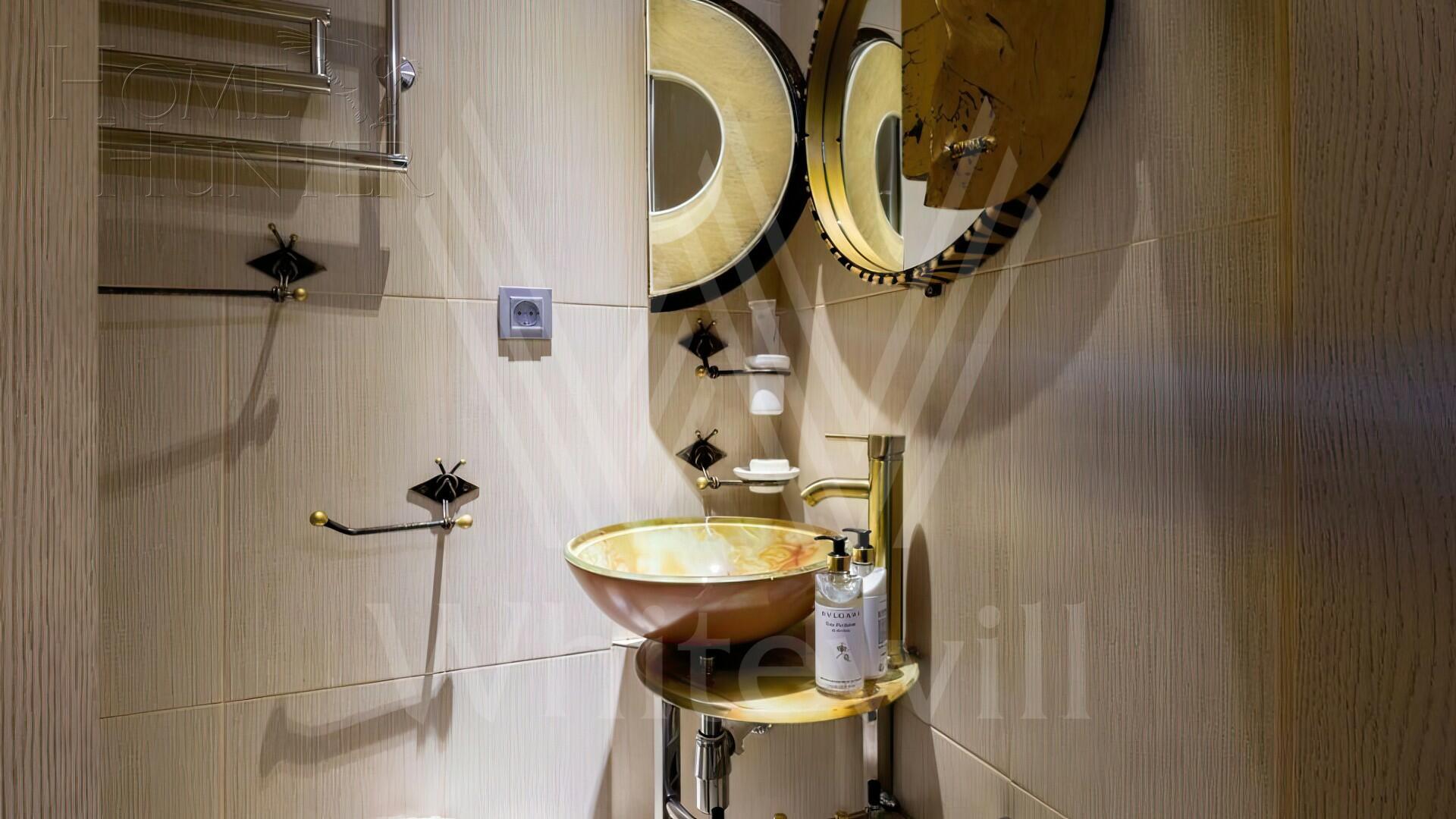 3-КОМН. КВАРТИРА С ОТДЕЛКОЙ 200 М² НА 6 ЭТАЖЕ