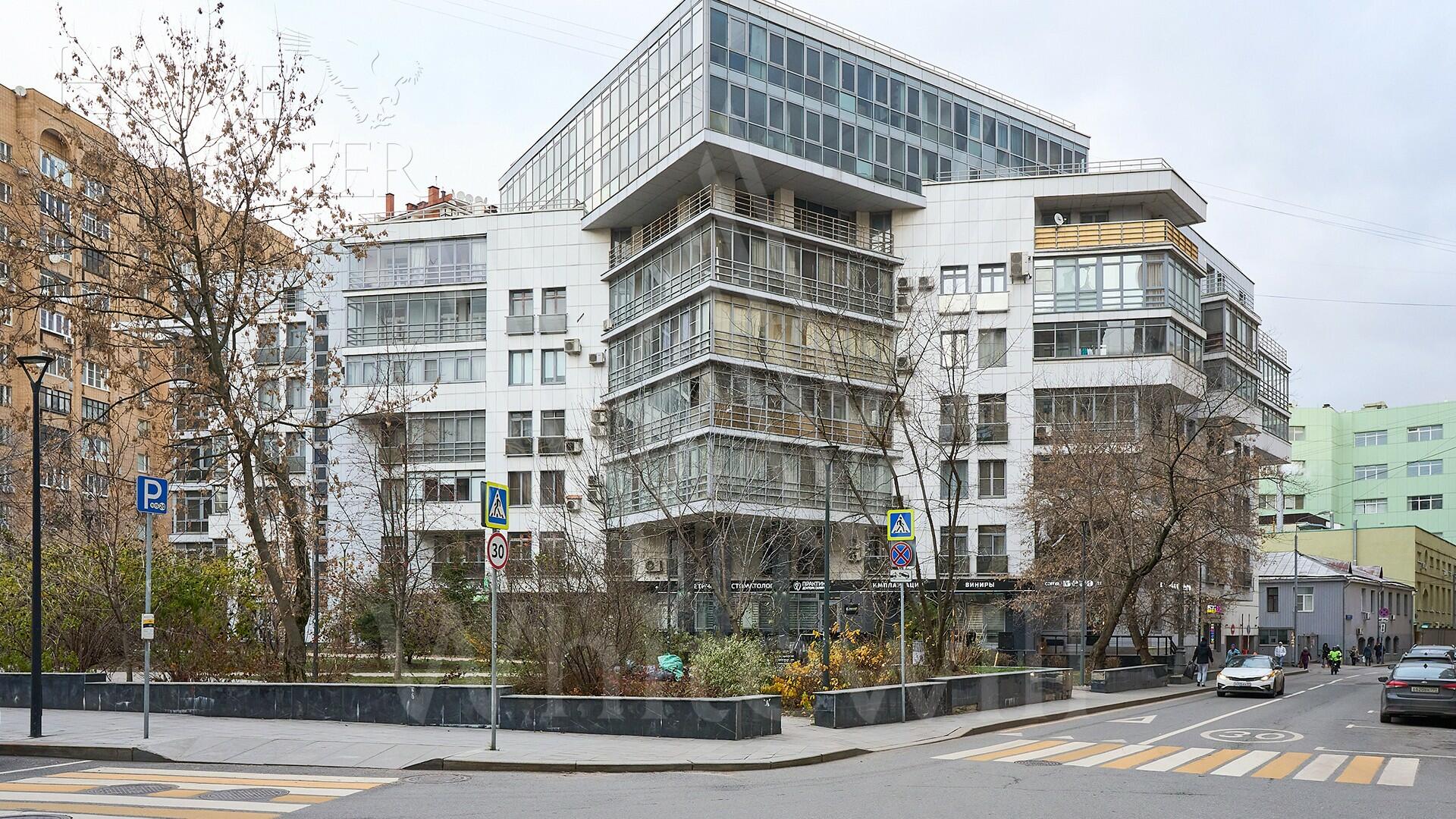 5-КОМН. КВАРТИРА С ОТДЕЛКОЙ 200 М² НА 5 ЭТАЖЕ
