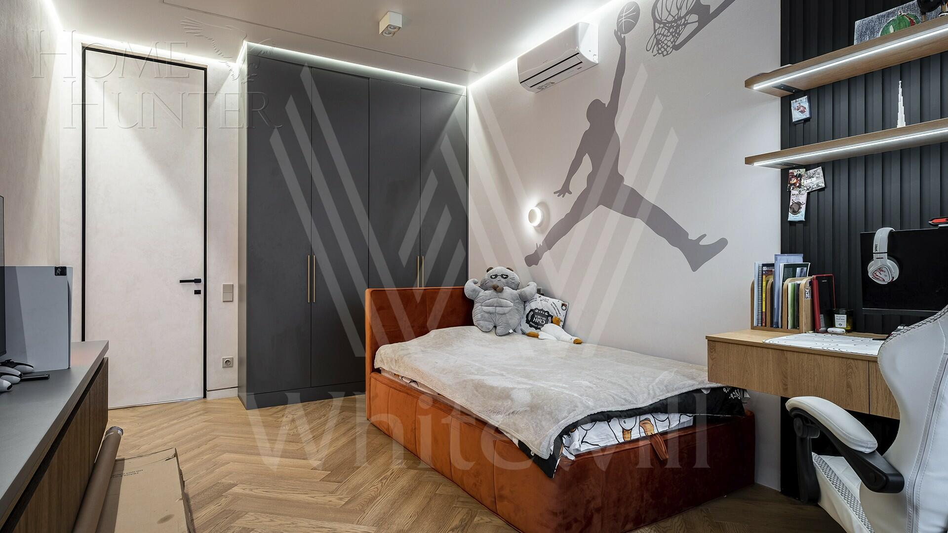 4-КОМН. КВАРТИРА С ОТДЕЛКОЙ 107.1 М² НА 3 ЭТАЖЕ