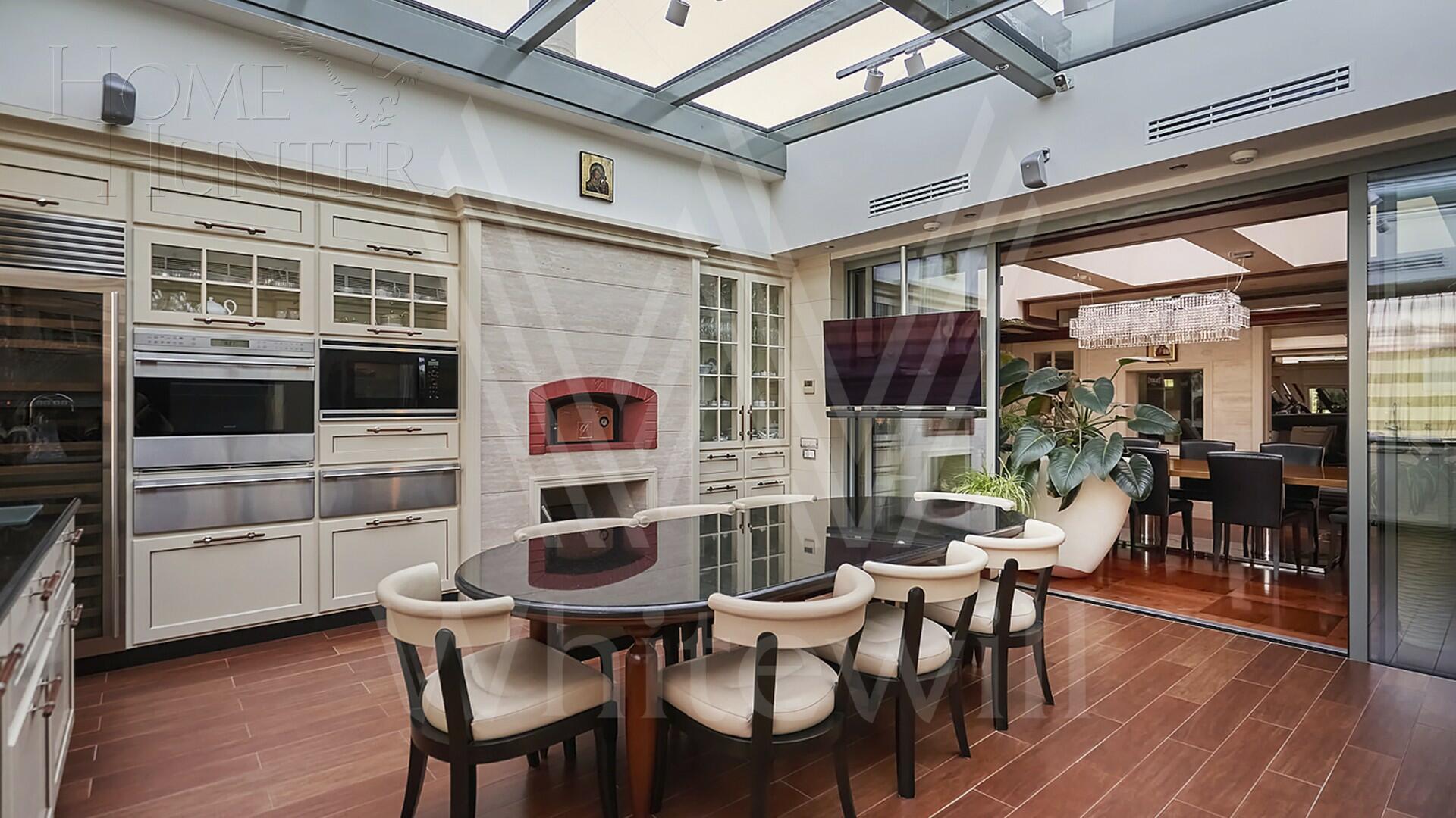 2-УРОВНЕВЫЙ ПЕНТХАУС С ОТДЕЛКОЙ 530 М² НА 6 ЭТАЖЕ