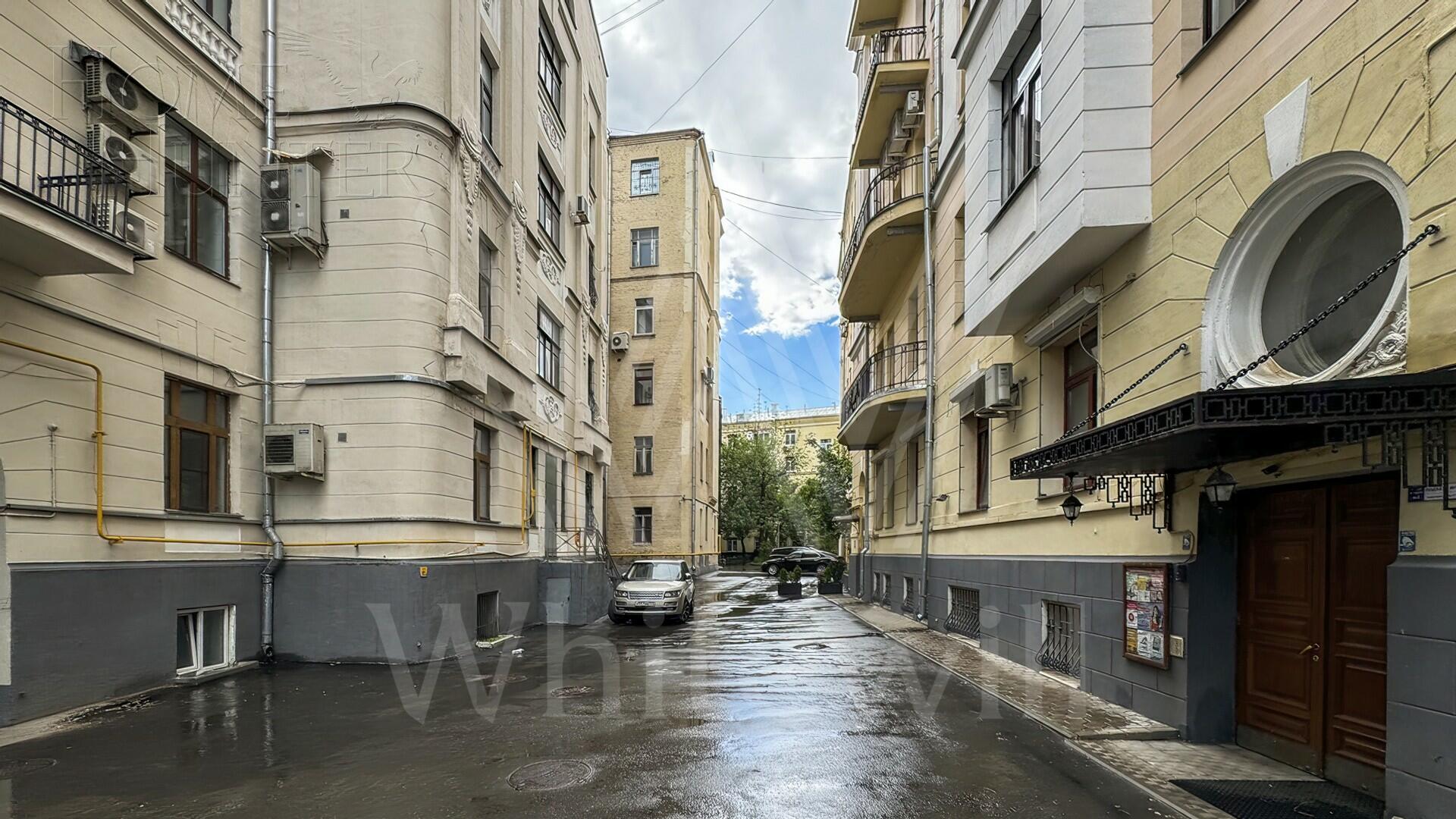 4-УРОВНЕВАЯ КВАРТИРА С ОТДЕЛКОЙ 253.1 М² НА 1 ЭТАЖЕ