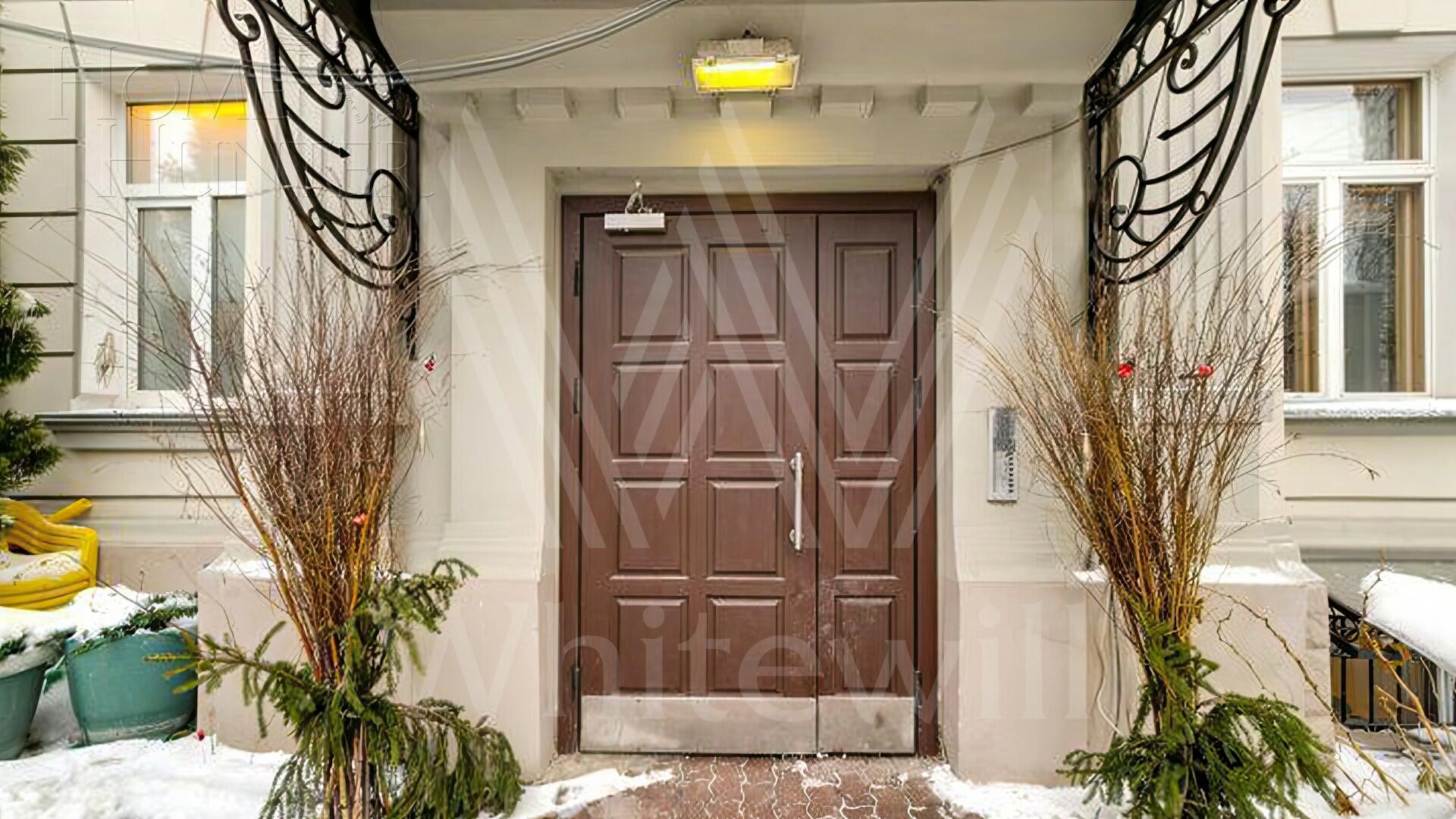 3-КОМН. КВАРТИРА С ОТДЕЛКОЙ 135 М² НА 2 ЭТАЖЕ