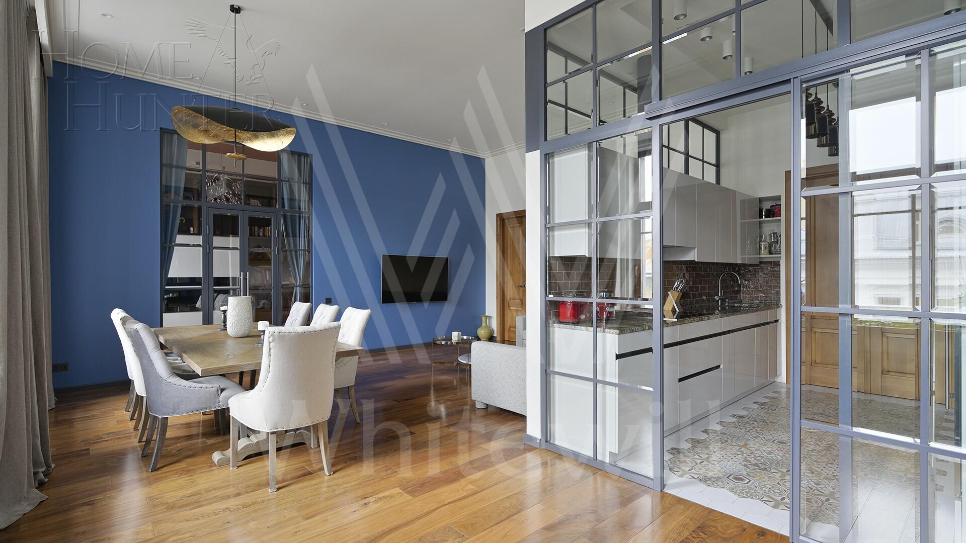 6-КОМН. КВАРТИРА С ОТДЕЛКОЙ 210 М² НА 2 ЭТАЖЕ