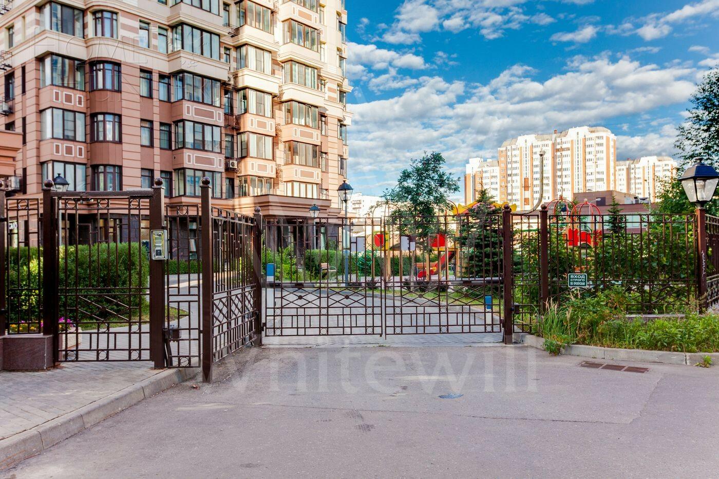 3-КОМН. КВАРТИРА С ОТДЕЛКОЙ 105 М² НА 3 ЭТАЖЕ
