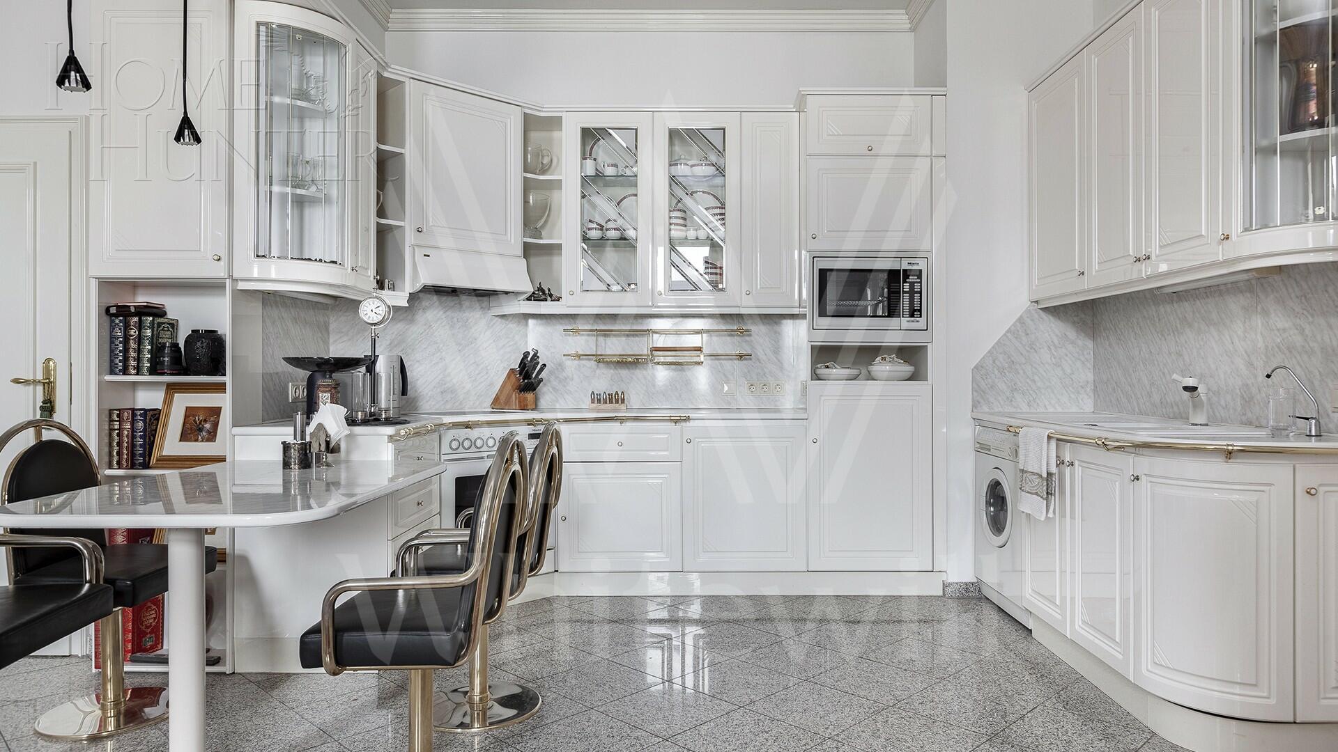 2-КОМН. АПАРТАМЕНТЫ С ОТДЕЛКОЙ 136.6 М² НА 2 ЭТАЖЕ