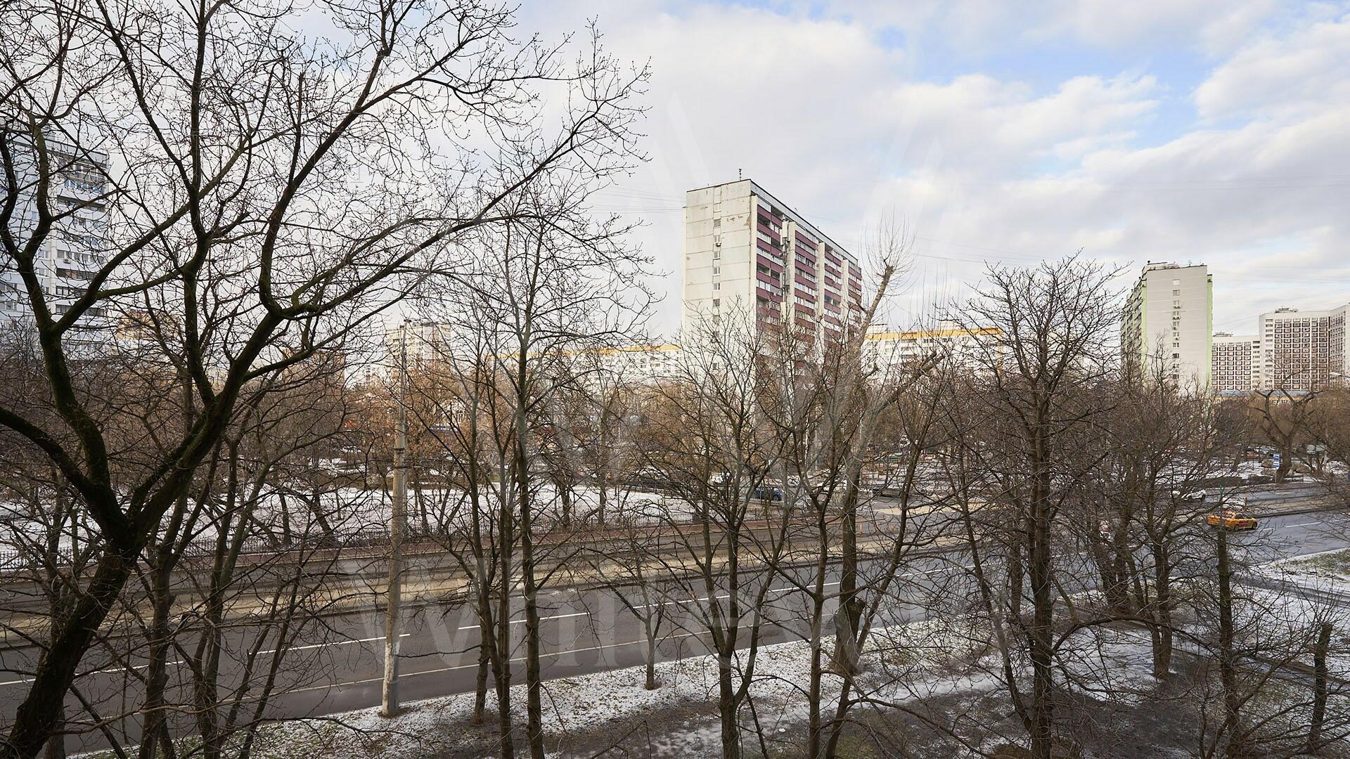 3-КОМН. КВАРТИРА С ОТДЕЛКОЙ 105 М² НА 3 ЭТАЖЕ