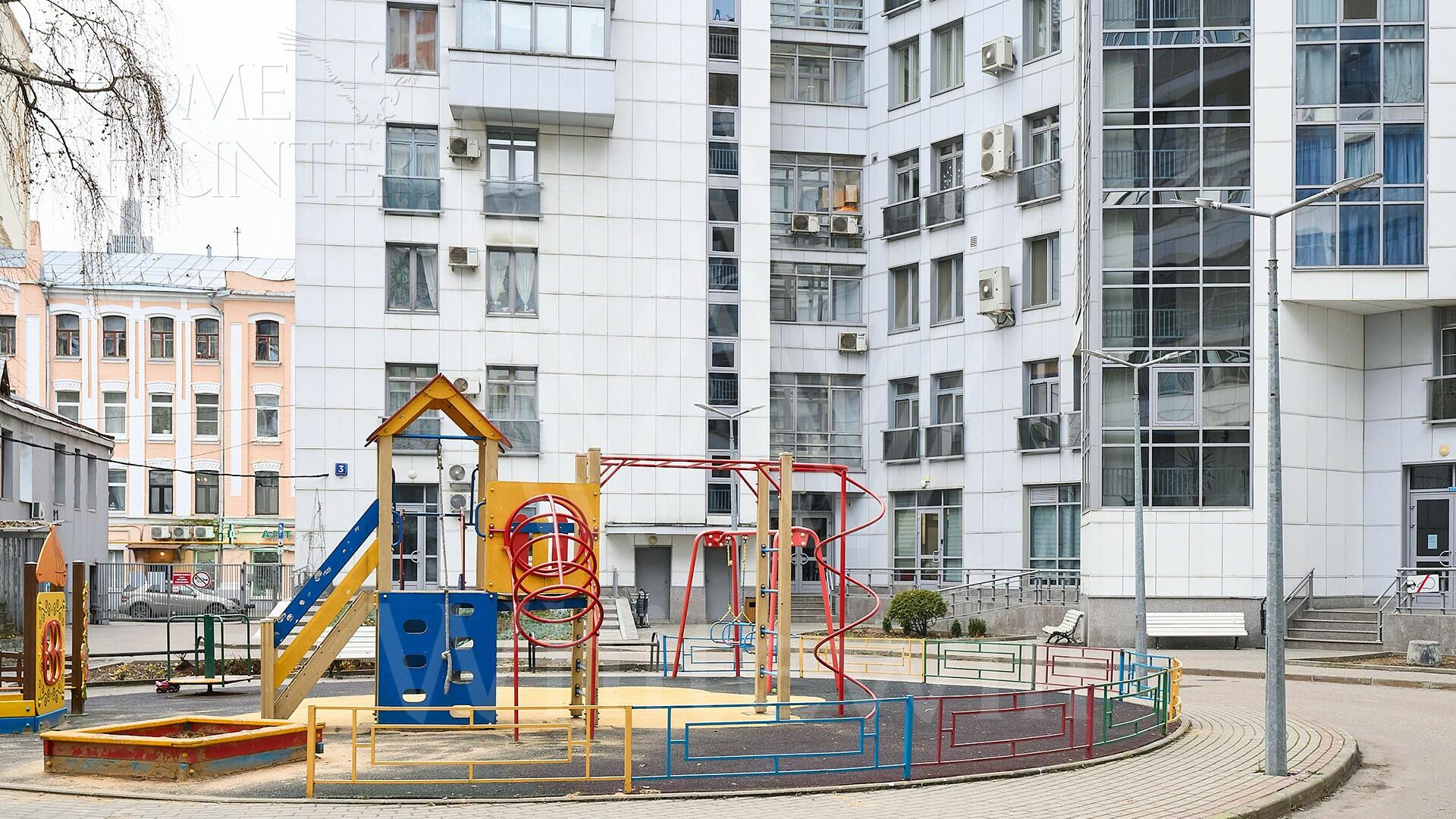 5-КОМН. КВАРТИРА С ОТДЕЛКОЙ 200 М² НА 5 ЭТАЖЕ