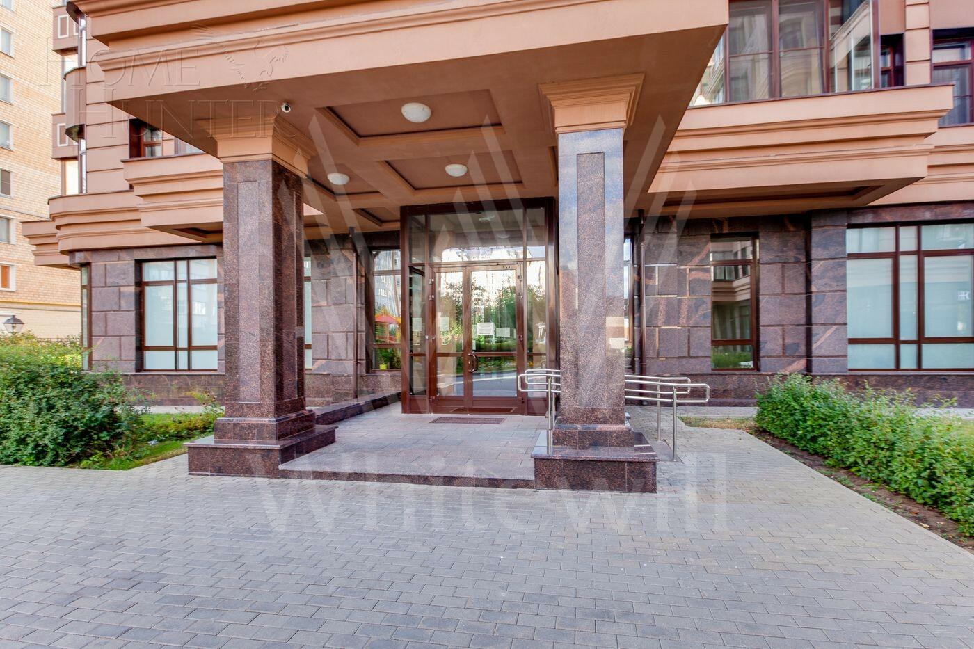 3-КОМН. КВАРТИРА С ОТДЕЛКОЙ 105 М² НА 3 ЭТАЖЕ