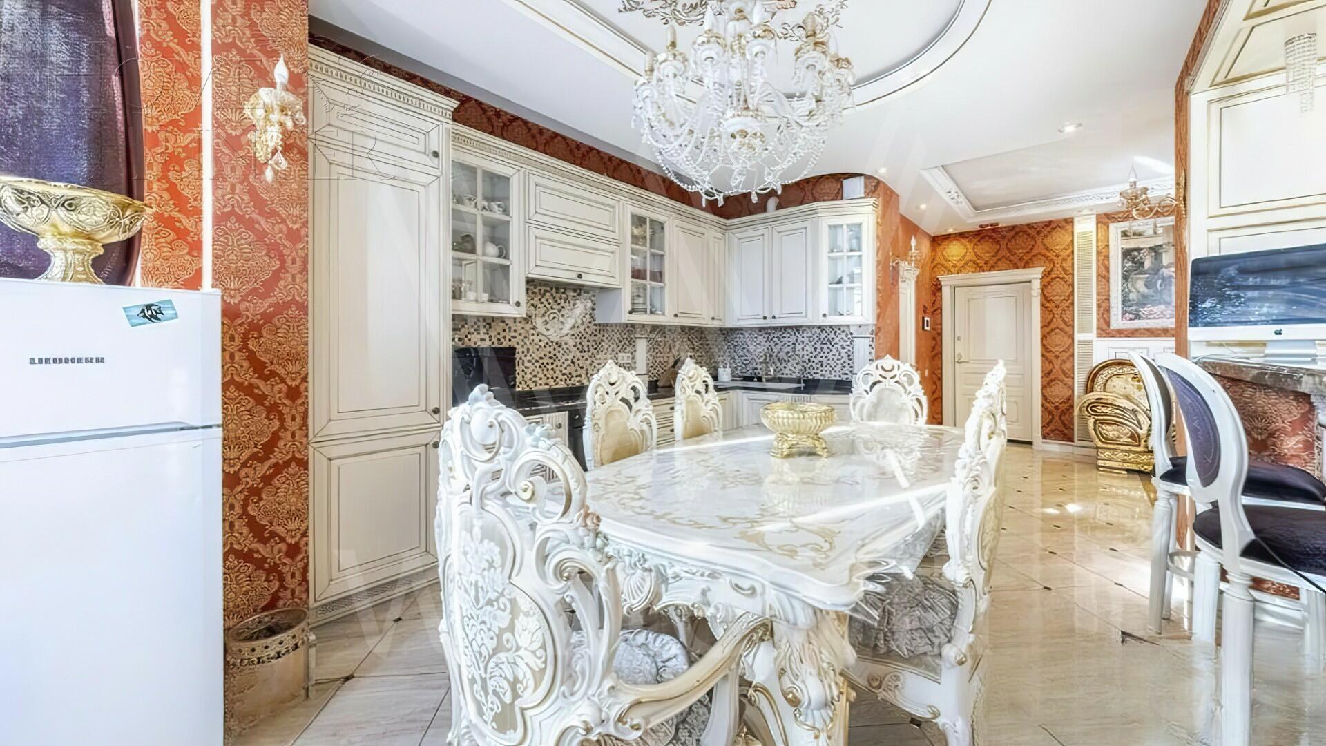 4-КОМН. КВАРТИРА С ОТДЕЛКОЙ 130 М² НА 11 ЭТАЖЕ