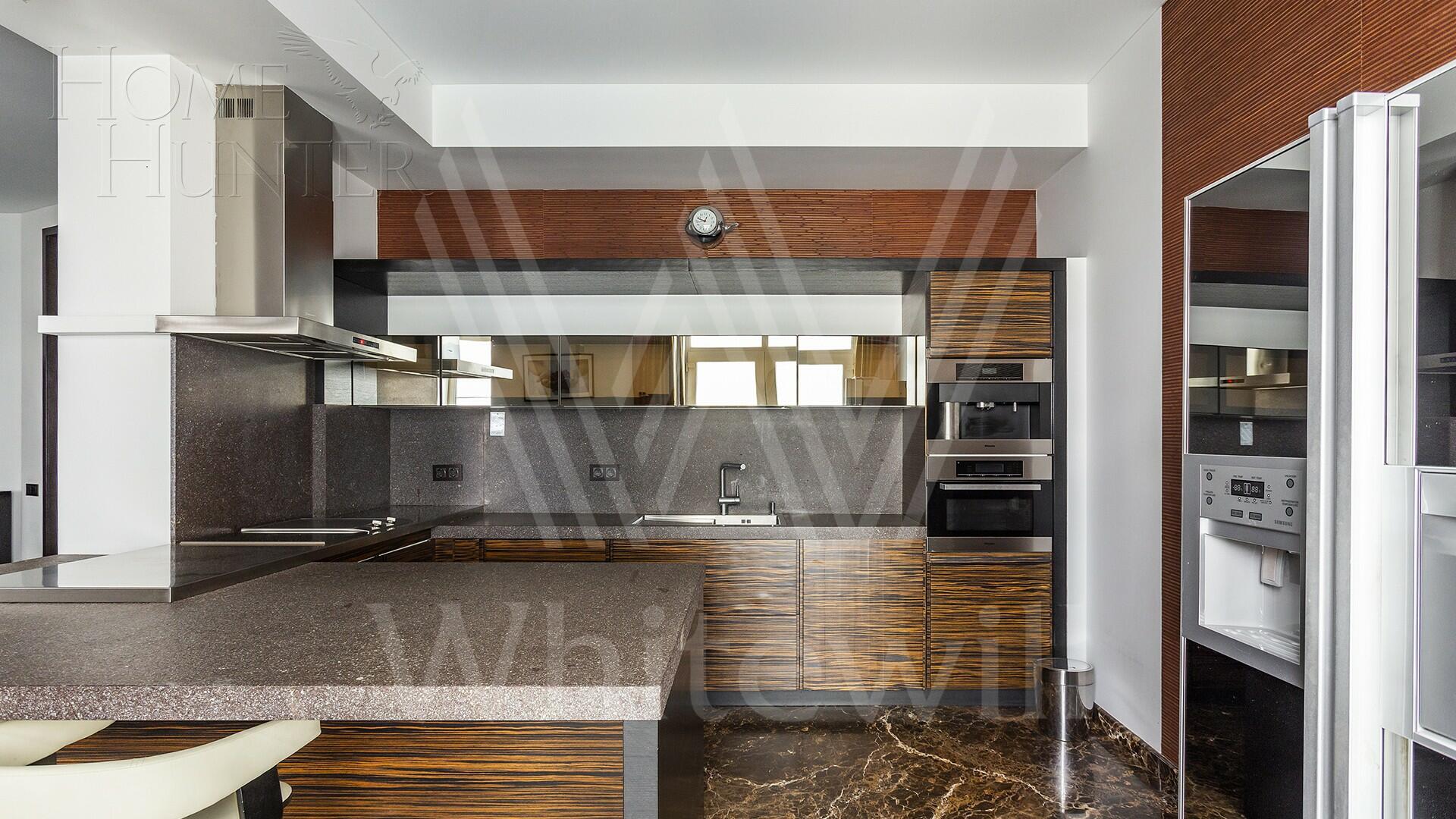 3-КОМН. КВАРТИРА С ОТДЕЛКОЙ 145 М² НА 8 ЭТАЖЕ