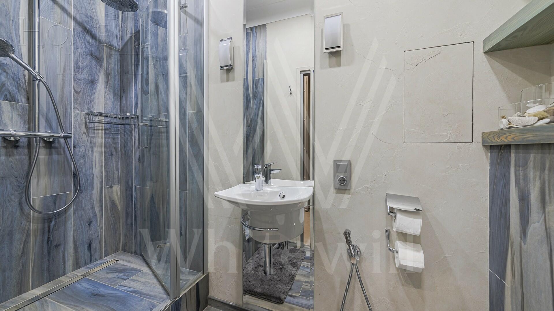 3-КОМН. КВАРТИРА С ОТДЕЛКОЙ 130 М² НА 16 ЭТАЖЕ