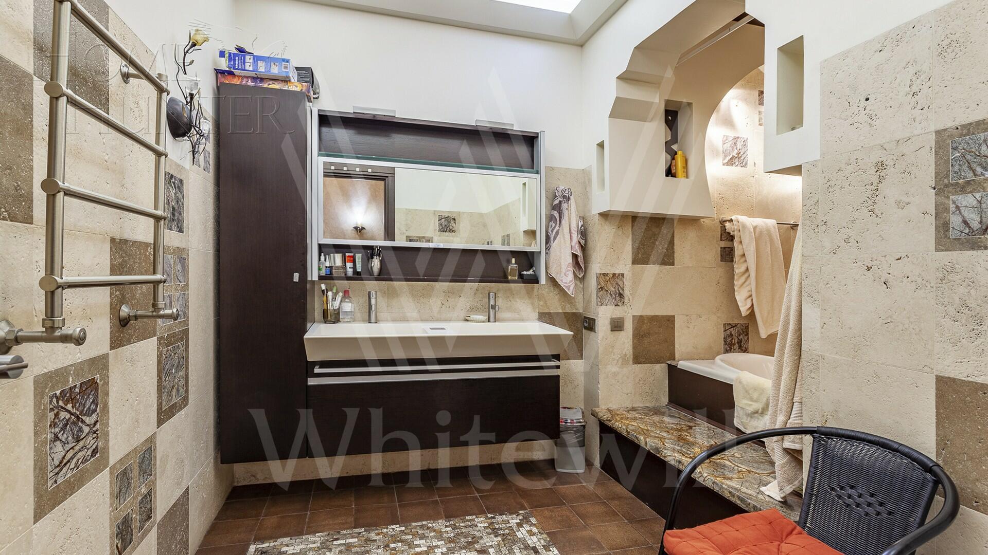 3-КОМН. КВАРТИРА С ОТДЕЛКОЙ 153 М² НА 4 ЭТАЖЕ