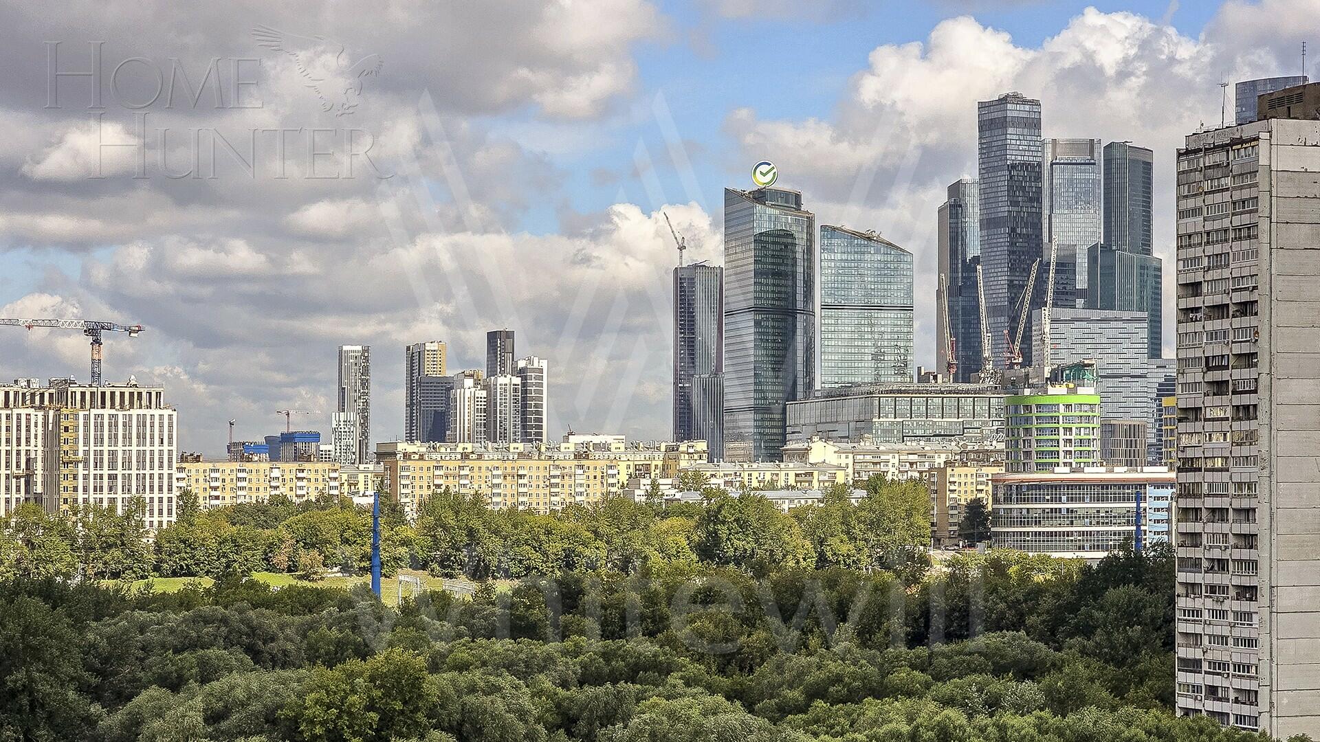 4-КОМН. КВАРТИРА С ОТДЕЛКОЙ 104 М² НА 10 ЭТАЖЕ