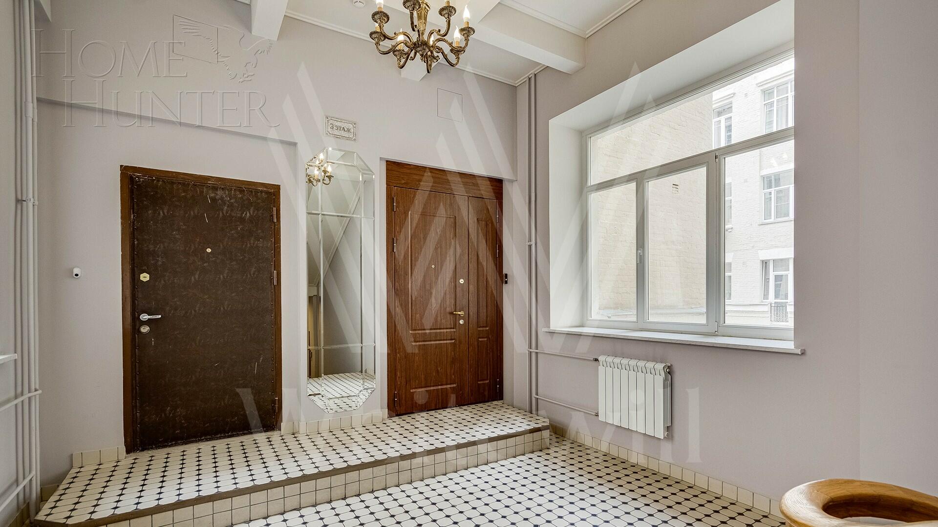 5-КОМН. КВАРТИРА С ОТДЕЛКОЙ 177 М² НА 3 ЭТАЖЕ