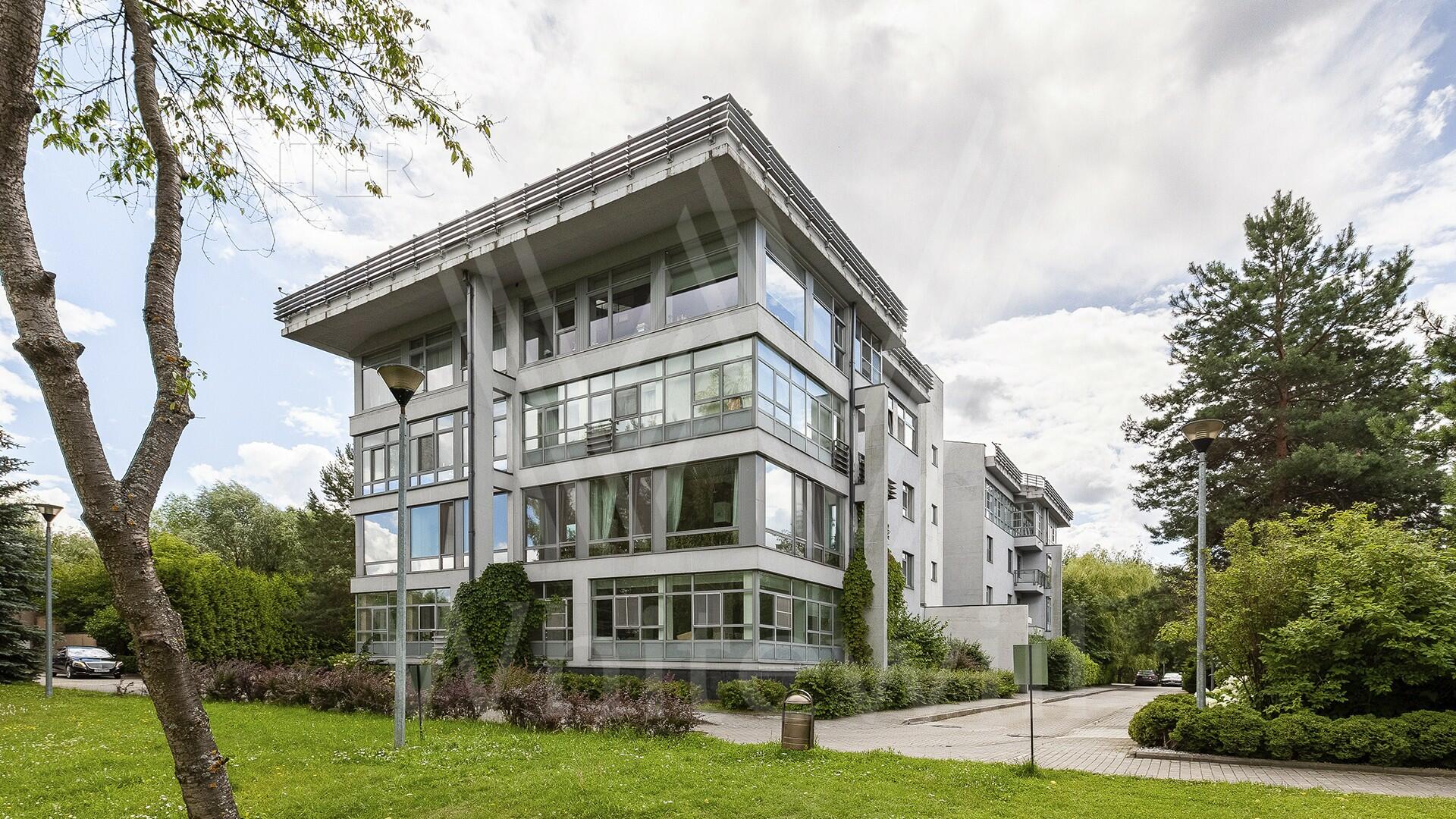 5-КОМН. КВАРТИРА С ОТДЕЛКОЙ 274 М² НА 4 ЭТАЖЕ