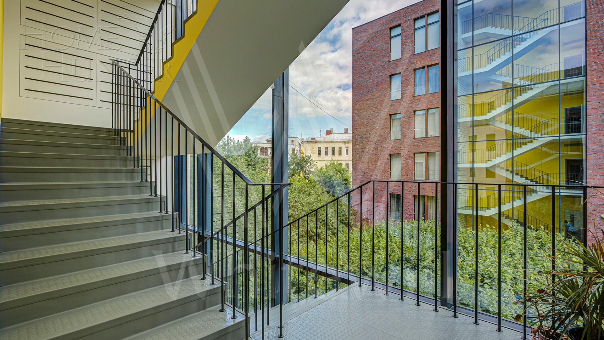 2-КОМН. КВАРТИРА С ОТДЕЛКОЙ 163.8 М² НА 2 ЭТАЖЕ