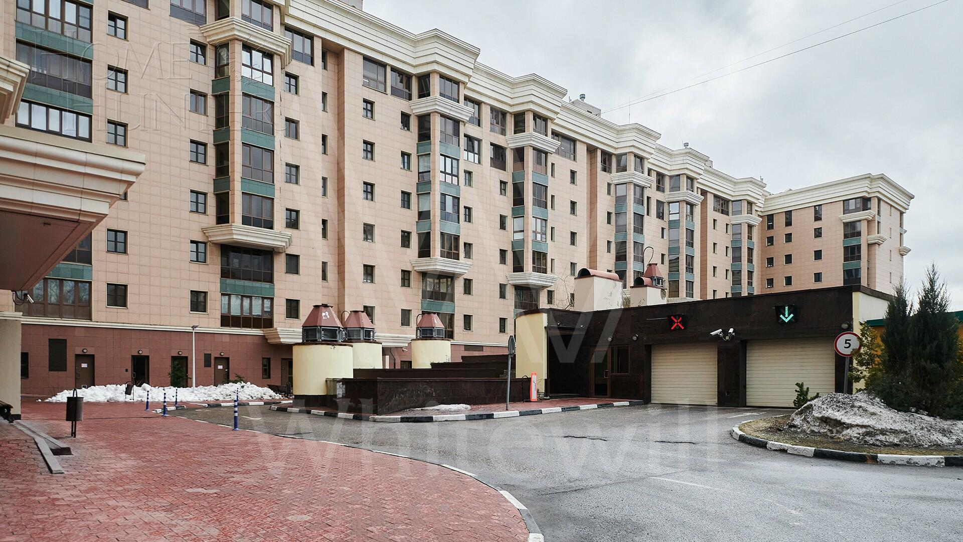 4-КОМН. КВАРТИРА С ОТДЕЛКОЙ 130 М² НА 3 ЭТАЖЕ