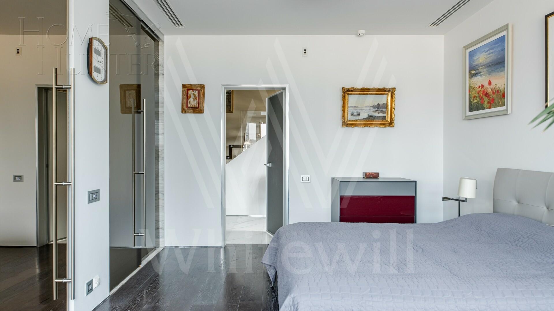 2-УРОВНЕВЫЙ ПЕНТХАУС С ОТДЕЛКОЙ 220 М² НА 14 ЭТАЖЕ