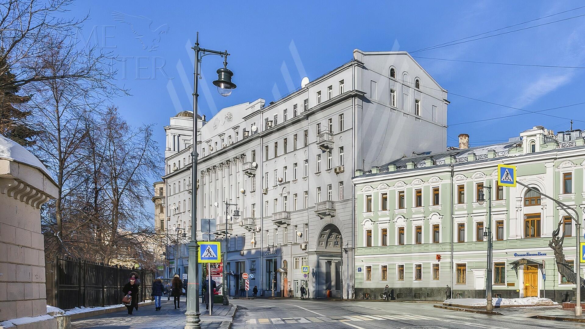 6-КОМН. КВАРТИРА С ОТДЕЛКОЙ 210 М² НА 2 ЭТАЖЕ