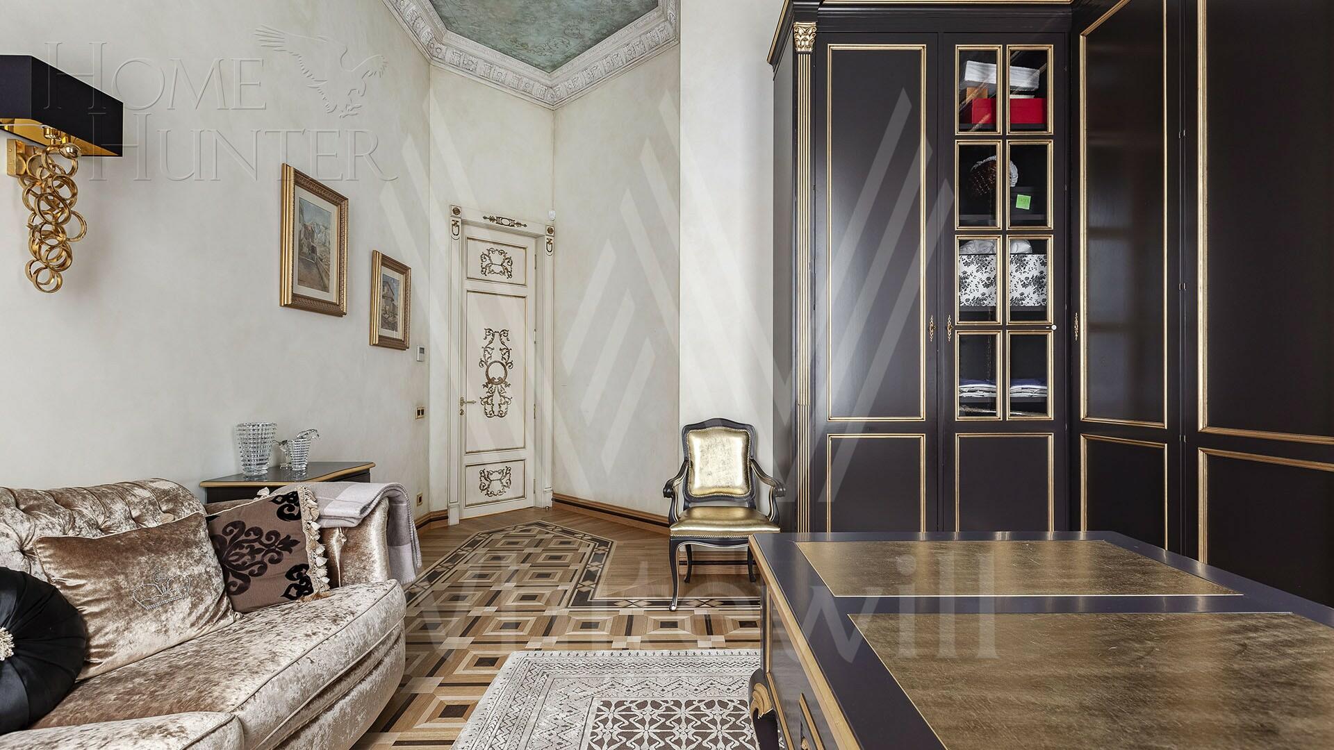 2-УРОВНЕВАЯ КВАРТИРА С ОТДЕЛКОЙ 318 М² НА 2 ЭТАЖЕ