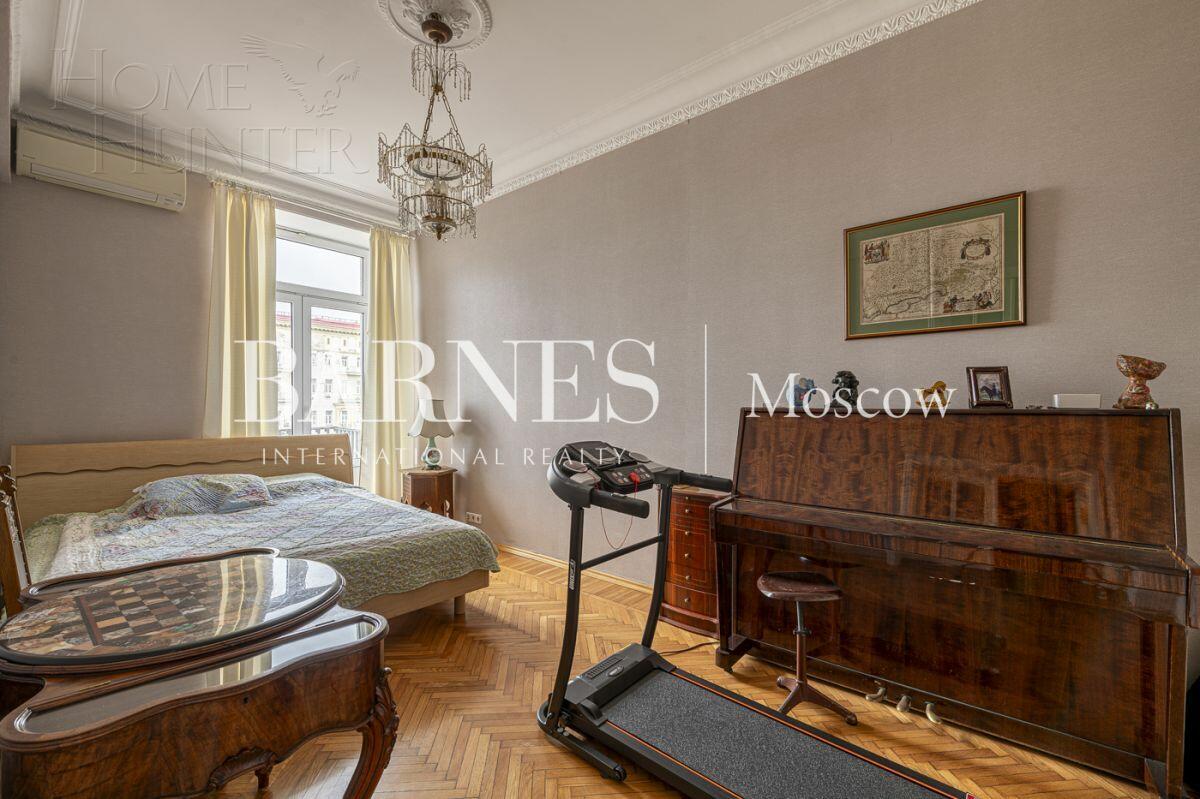 5-КОМН. КВАРТИРА С ОТДЕЛКОЙ 125 М² НА 4 ЭТАЖЕ