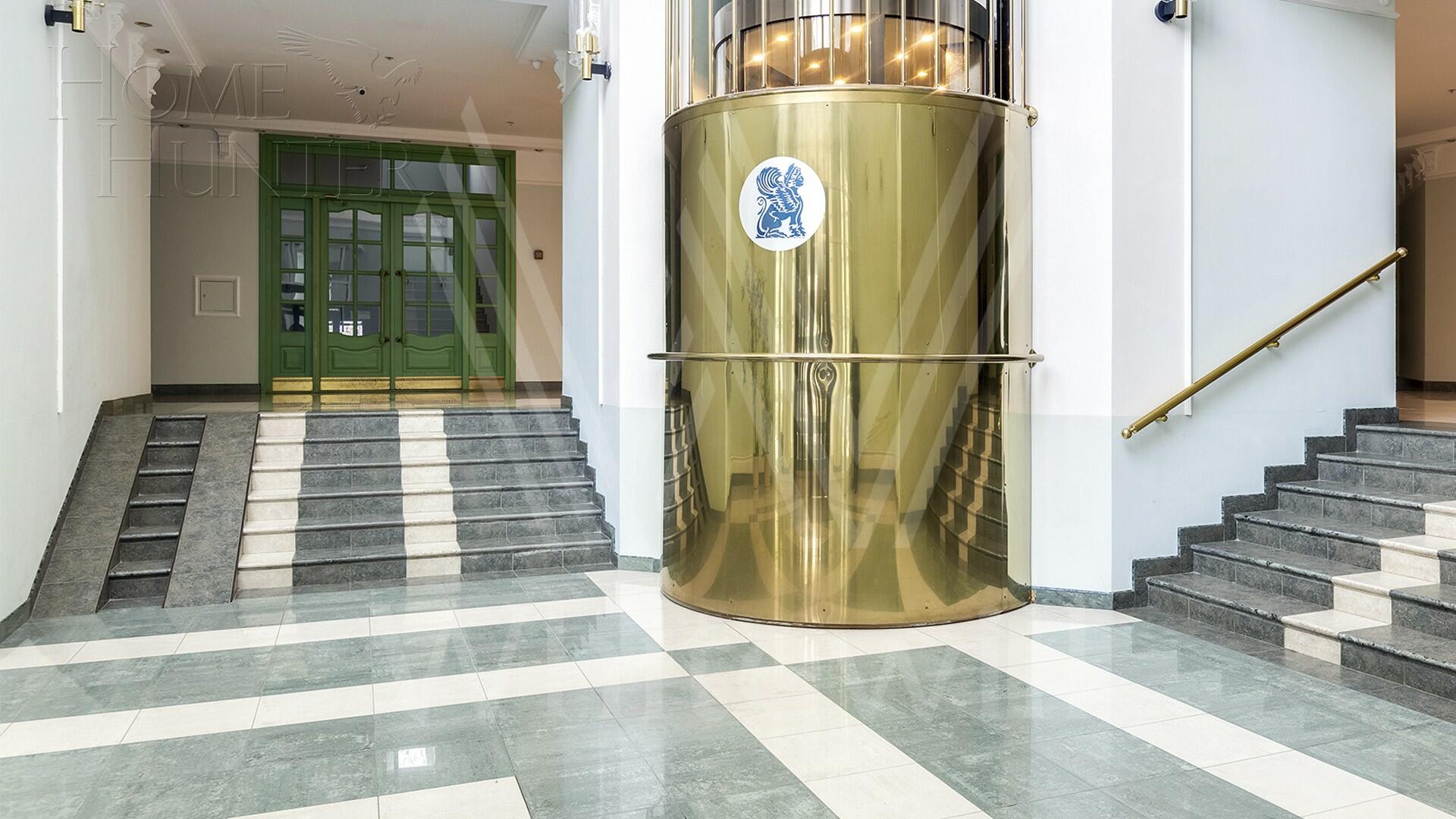 3-КОМН. КВАРТИРА С ОТДЕЛКОЙ 194 М² НА 2 ЭТАЖЕ