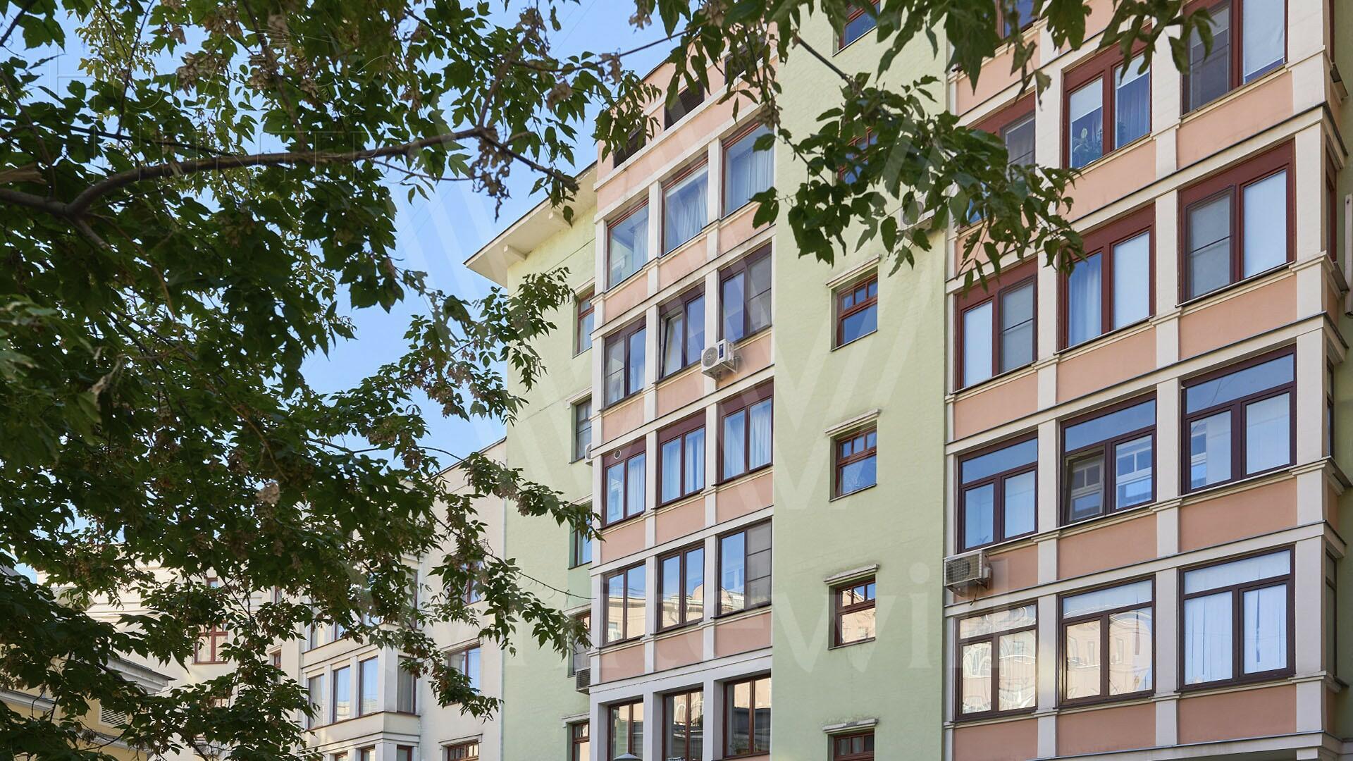 4-КОМН. КВАРТИРА С ОТДЕЛКОЙ 165 М² НА 3 ЭТАЖЕ