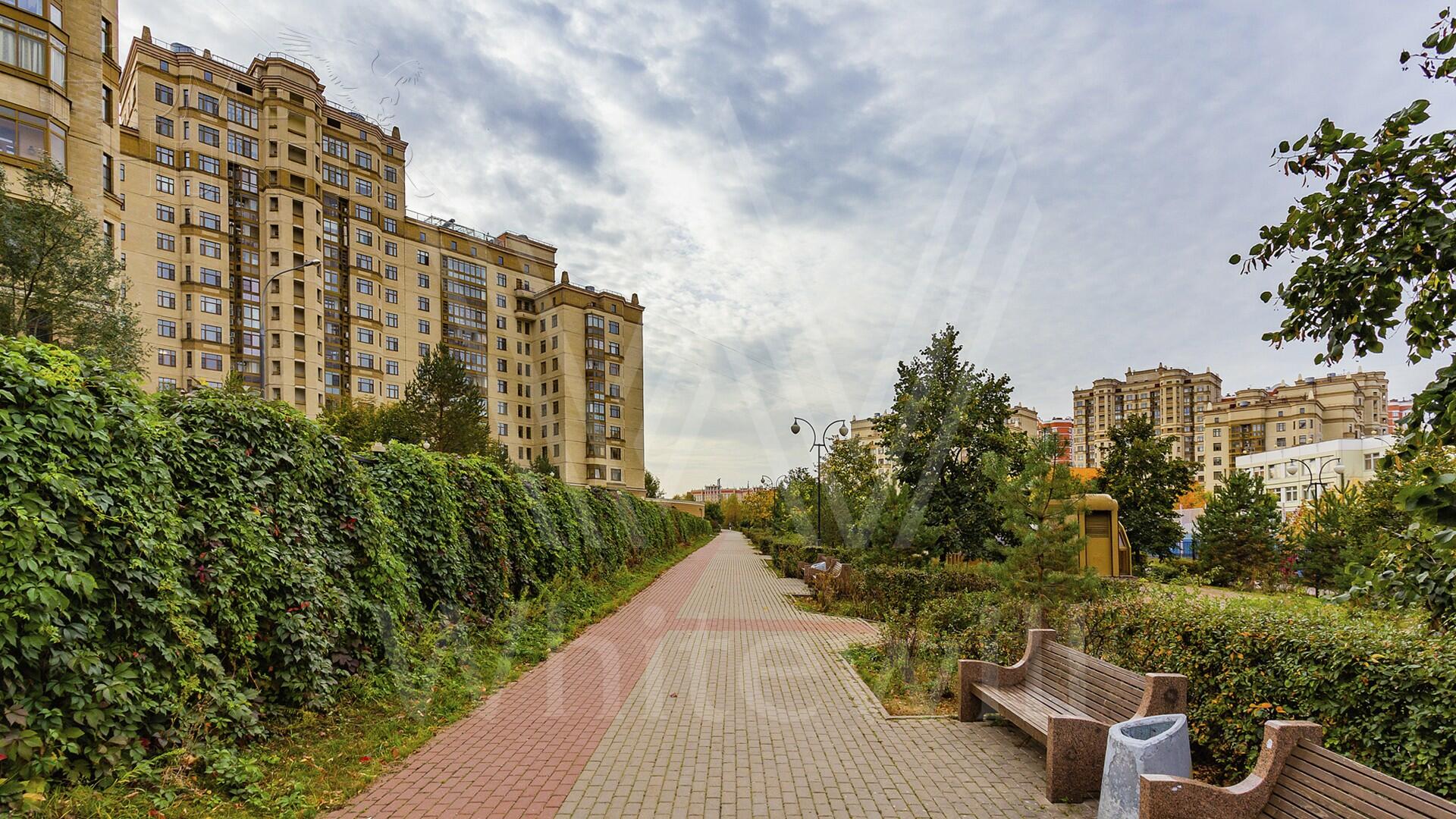 2-КОМН. КВАРТИРА С ОТДЕЛКОЙ 78 М² НА 3 ЭТАЖЕ