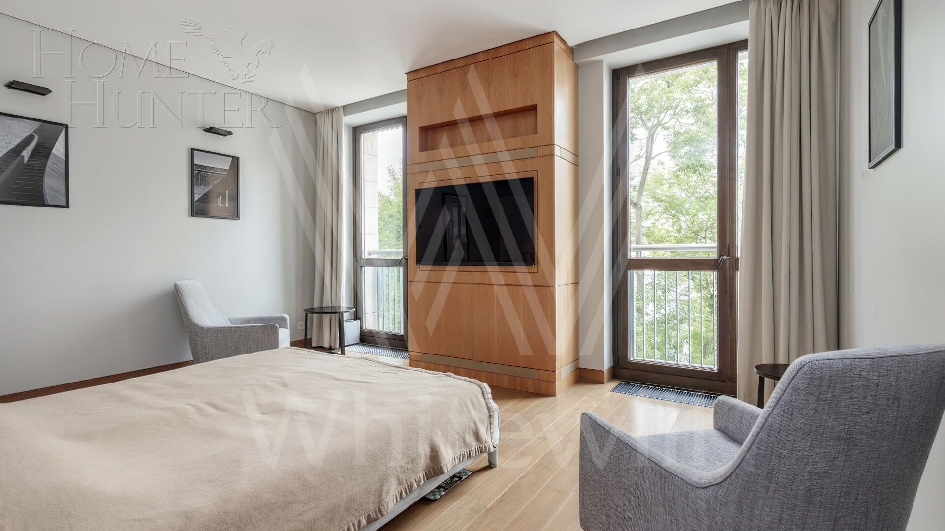 5-КОМН. КВАРТИРА С ОТДЕЛКОЙ 242.7 М² НА 4 ЭТАЖЕ