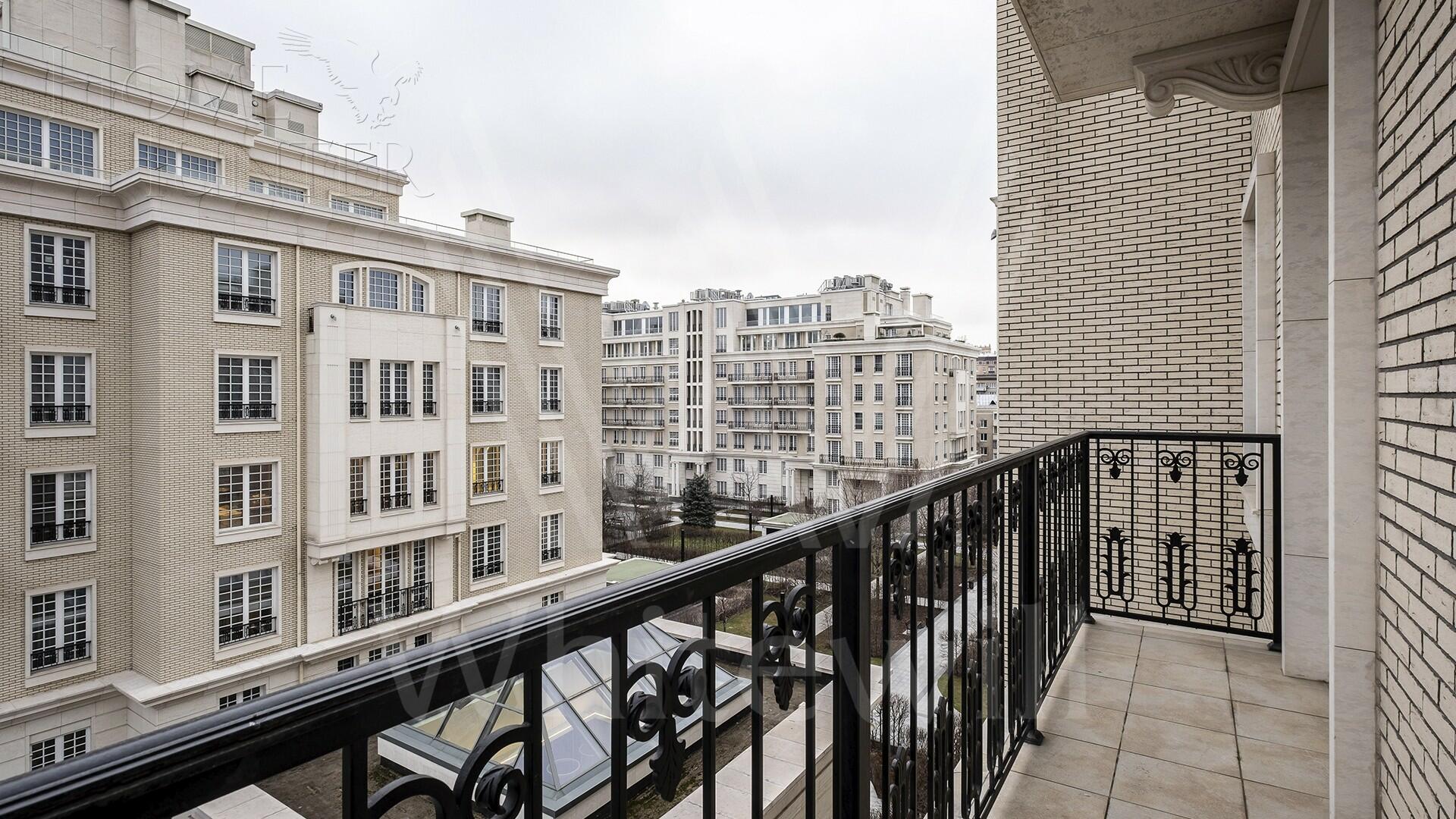 6-КОМН. КВАРТИРА БЕЗ ОТДЕЛКИ 340 М² НА 4 ЭТАЖЕ