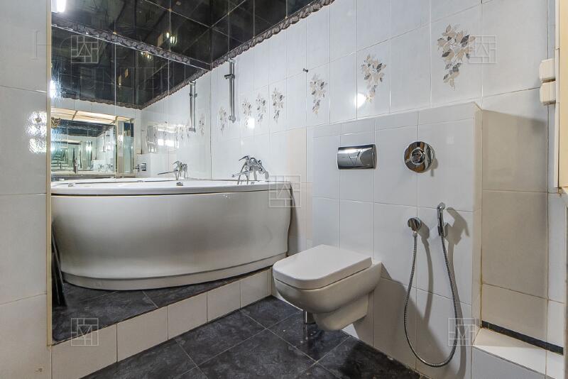 5-КОМН. КВАРТИРА С ОТДЕЛКОЙ 167 М² НА 2 ЭТАЖЕ