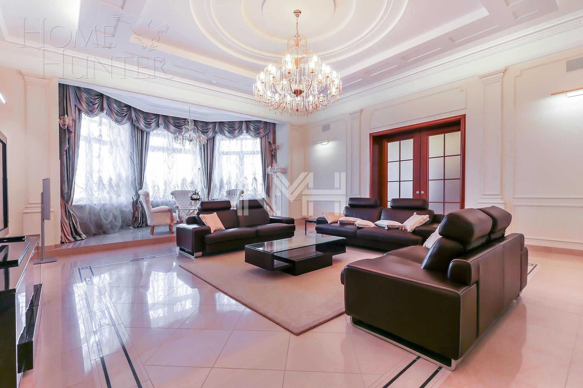 3-этажный коттедж 1 238 м² с отделкой