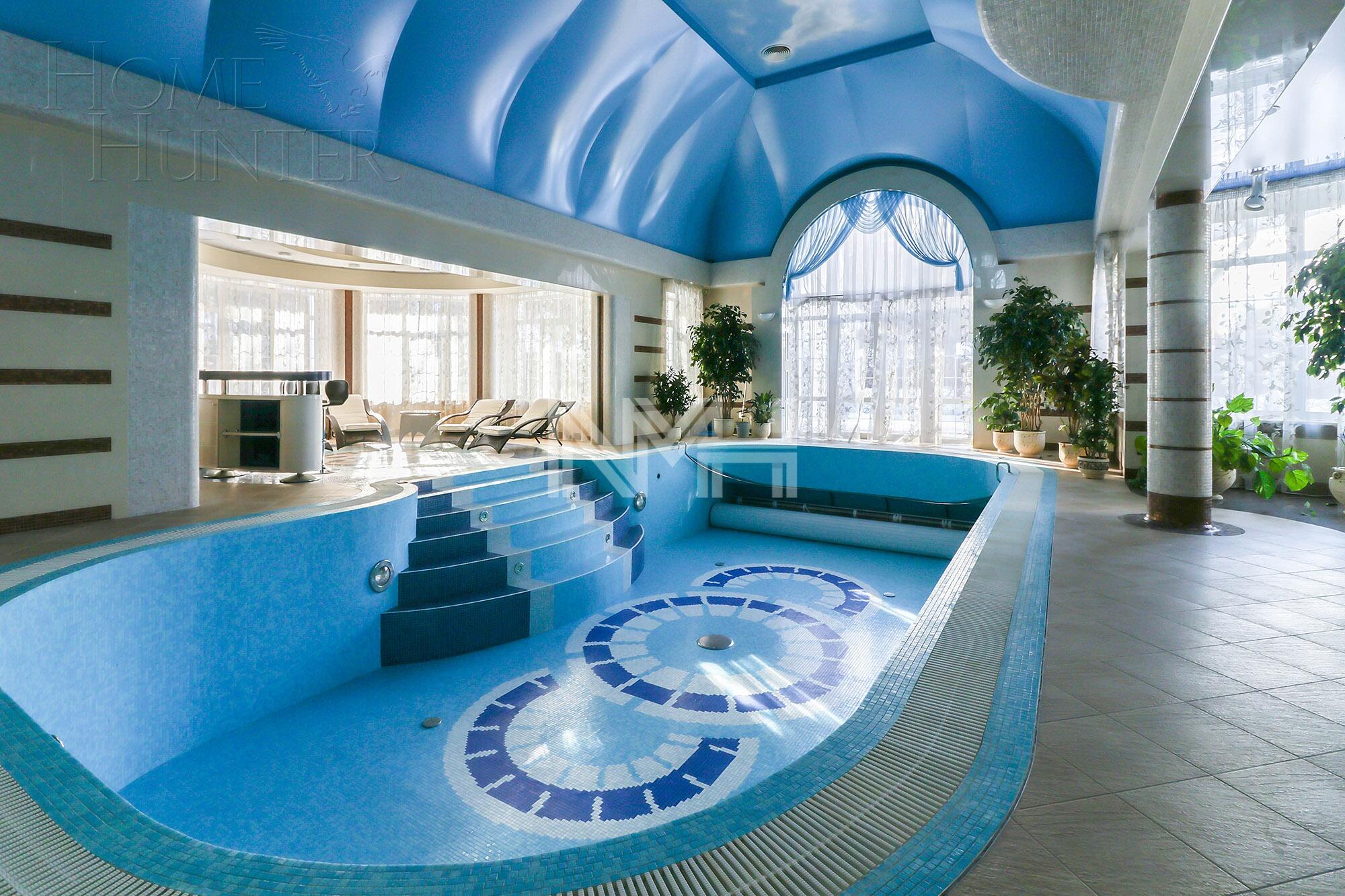 3-этажный коттедж 1 238 м² с отделкой