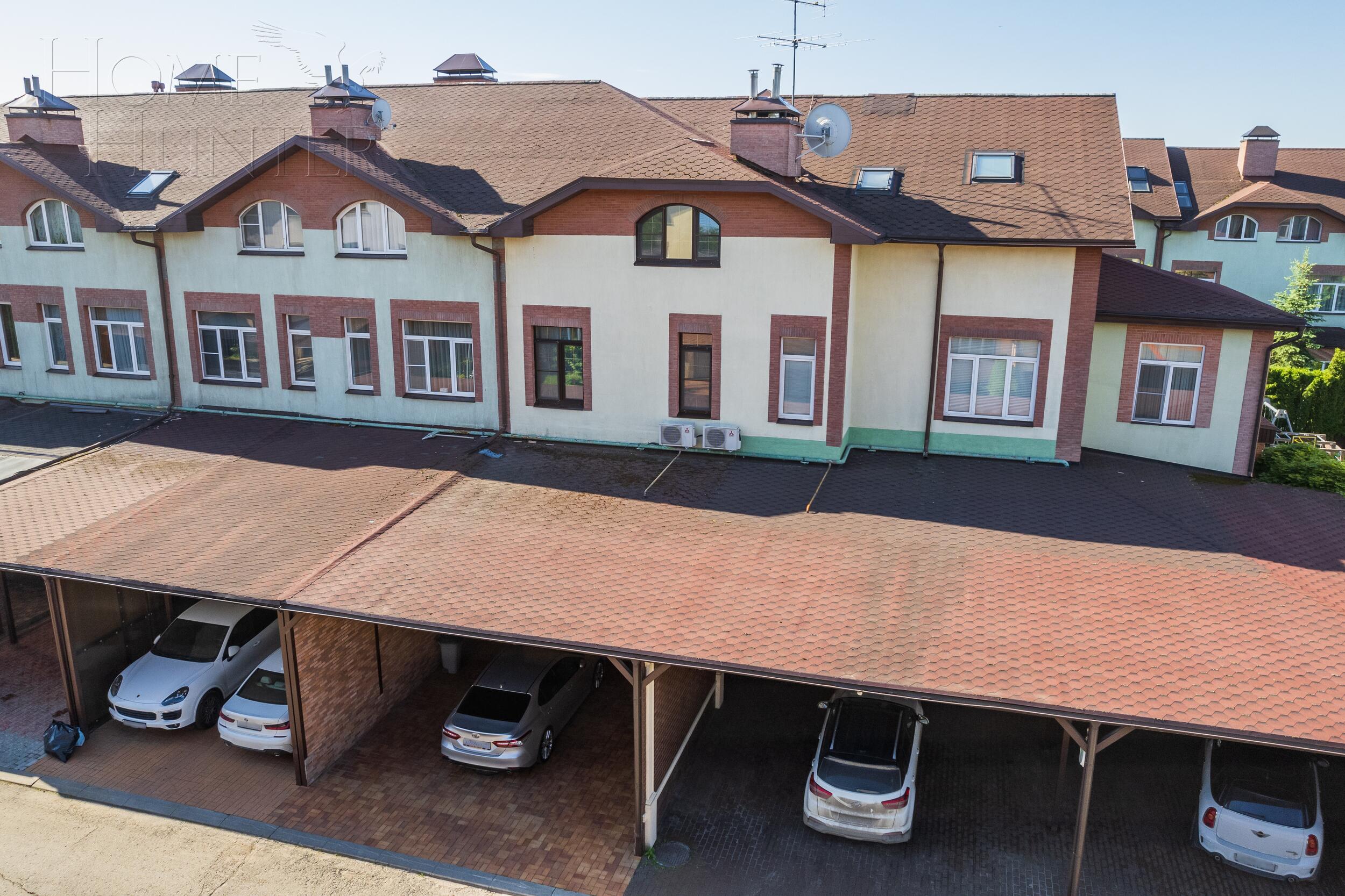 2-этажный таунхаус 235 м² с отделкой