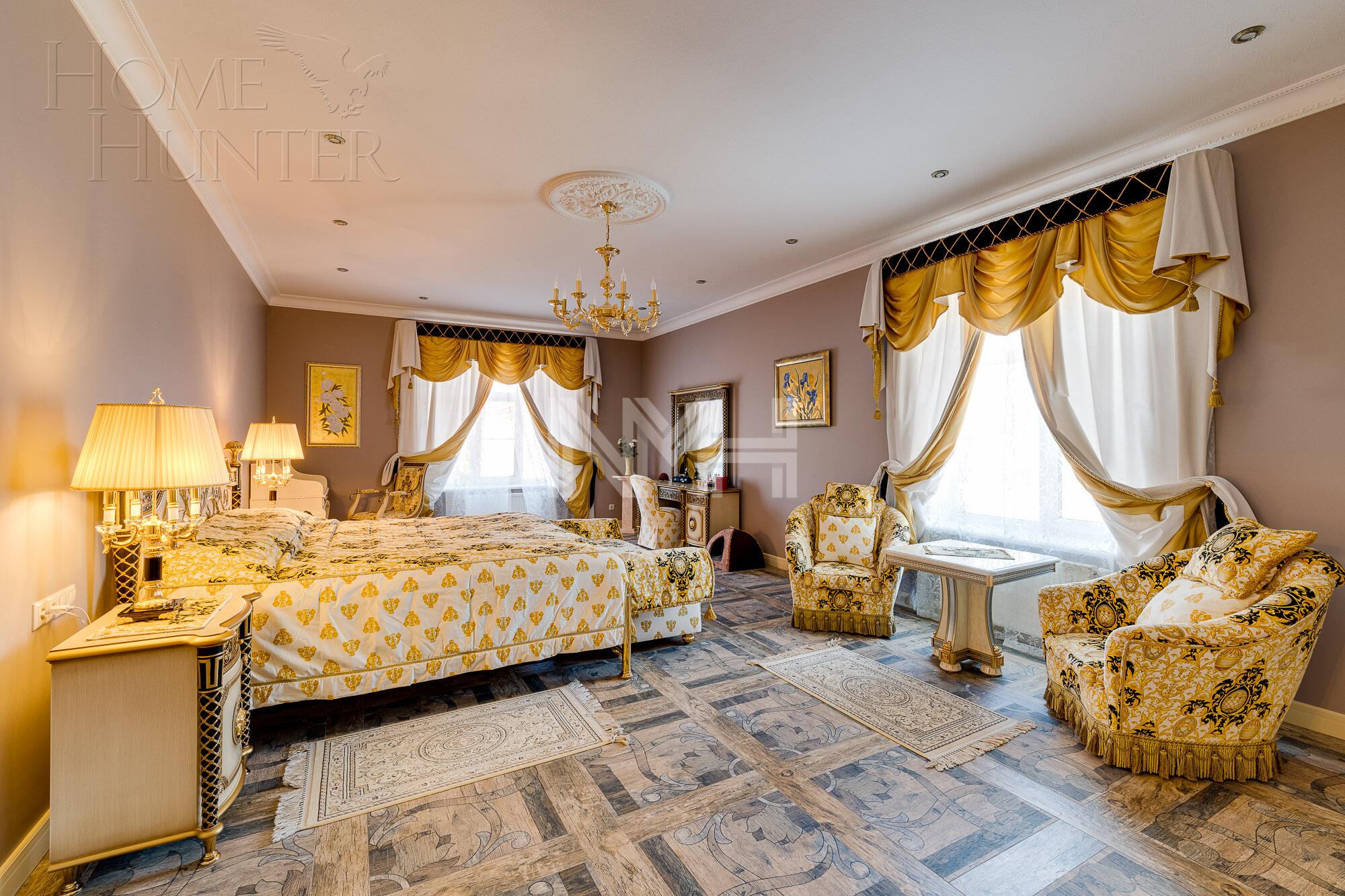 2-этажный коттедж 1 300 м² с отделкой